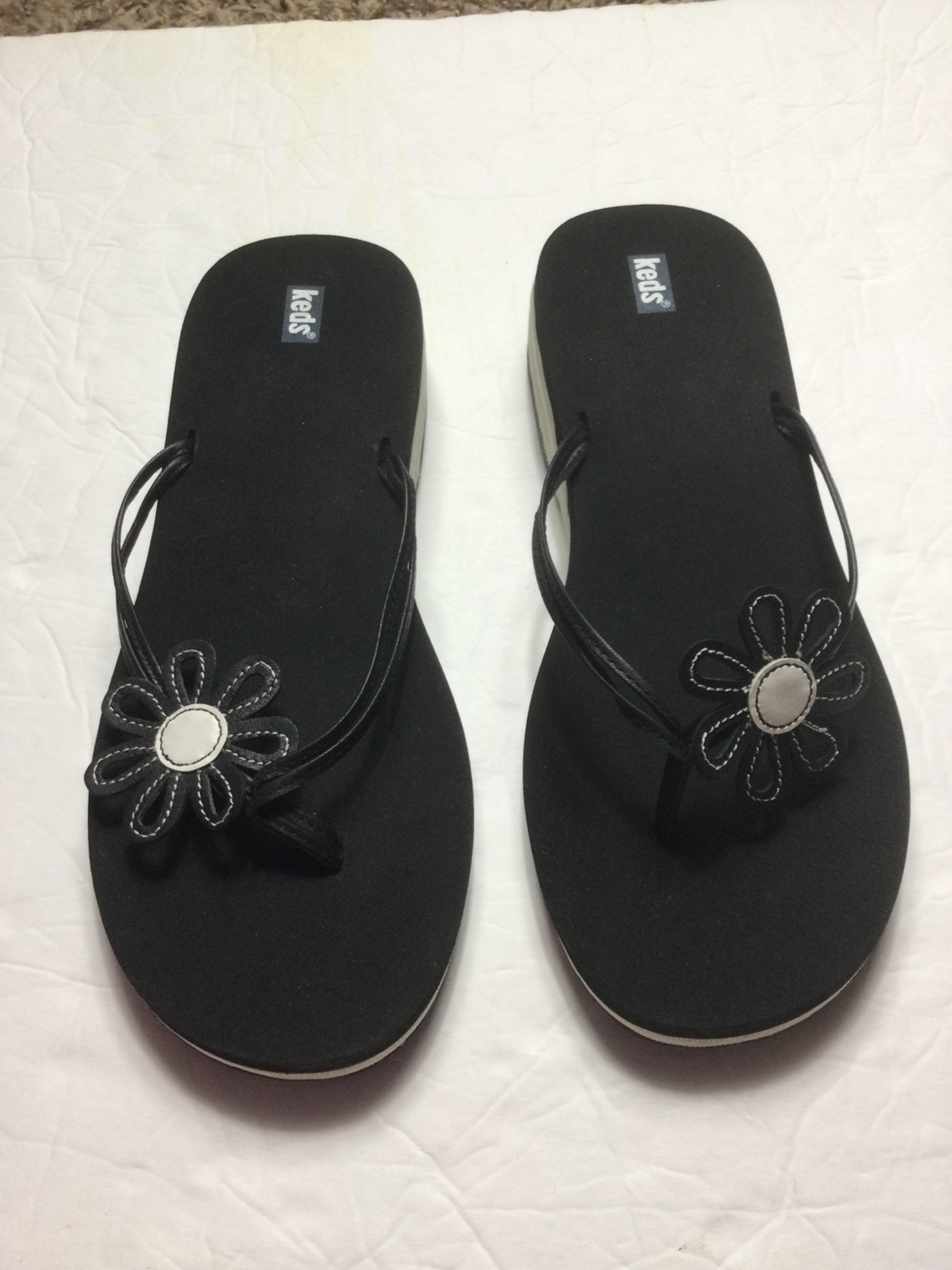 Keds flip flop sandals 6 m
