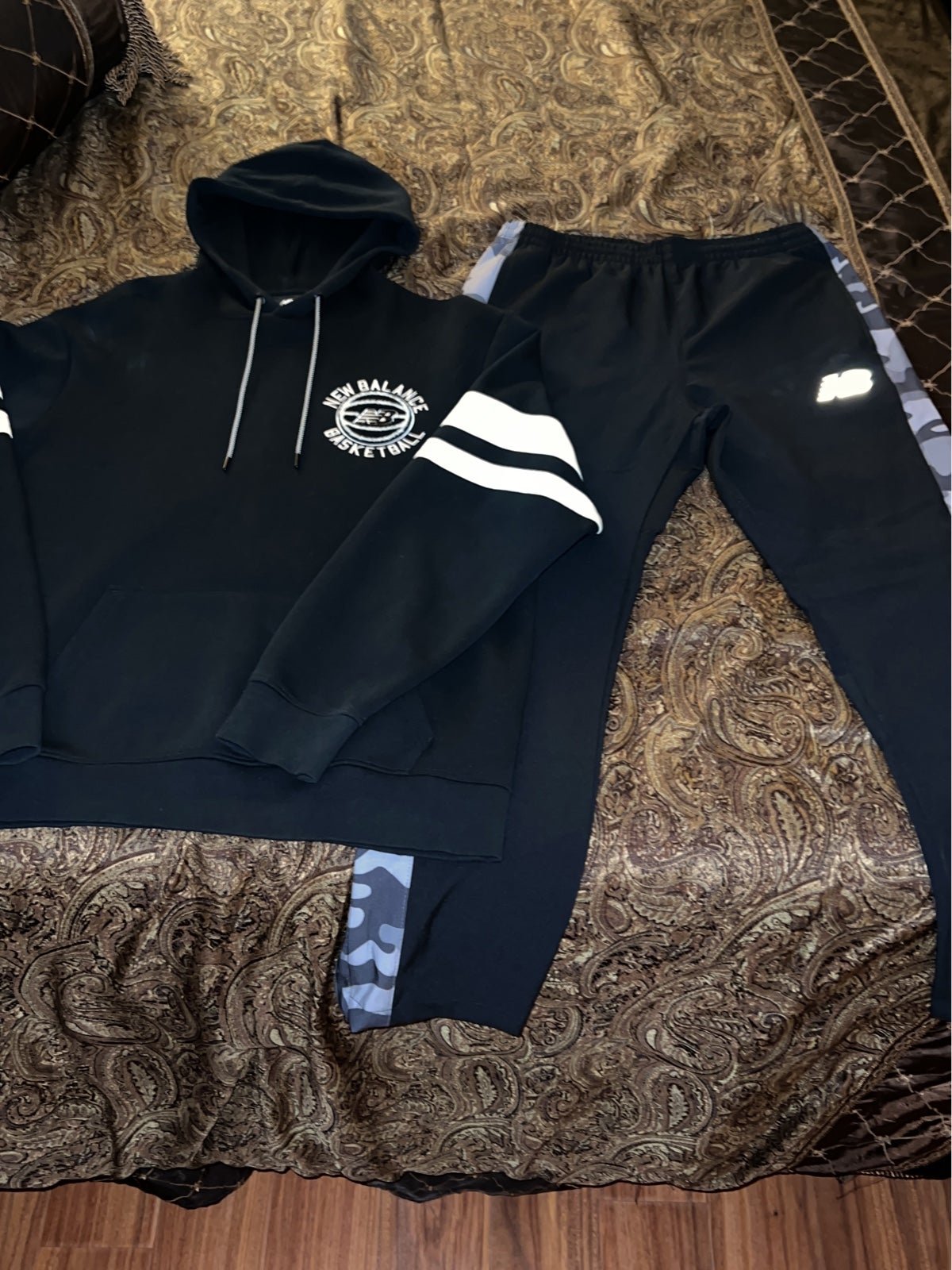 New Balance Sweatsuit
