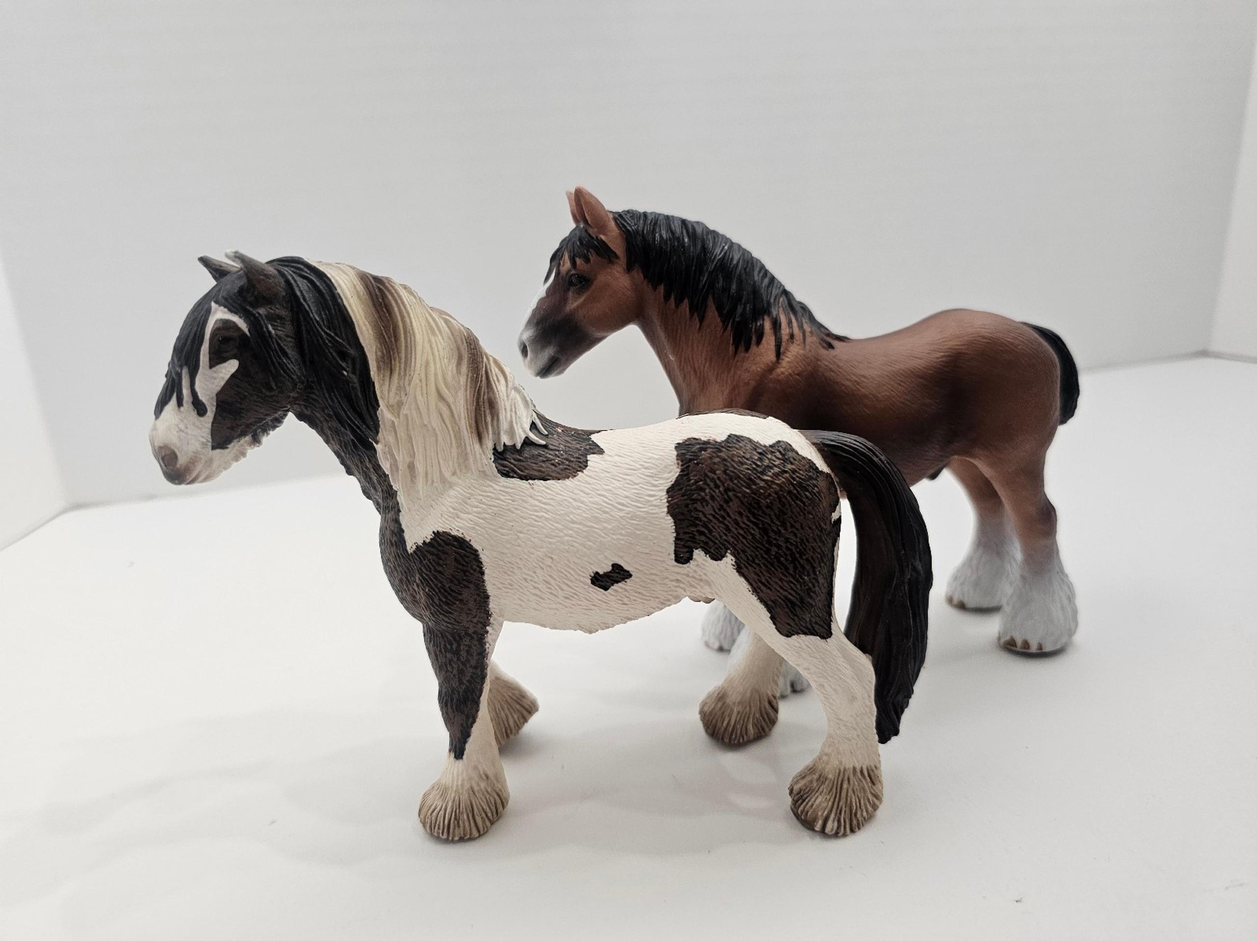 Schleich CLYDESDALE STALLION Horse Animal Figure  D73508 ,09 lot of 2 horses