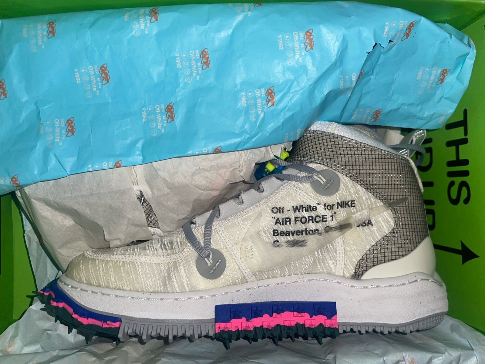 OFF WHITE MID SP WHITE COLOR