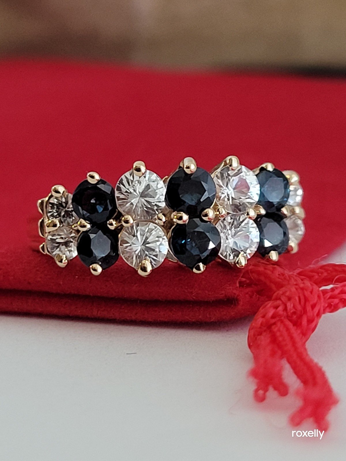 ❤️ 14k Size 6.5 Beautiful Solid Yellow Gold White and Blue Sapphires Ring!