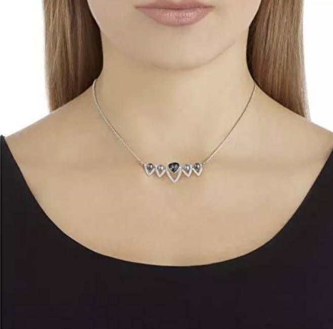Swarovski Fantastic Necklace- Excellent Condition