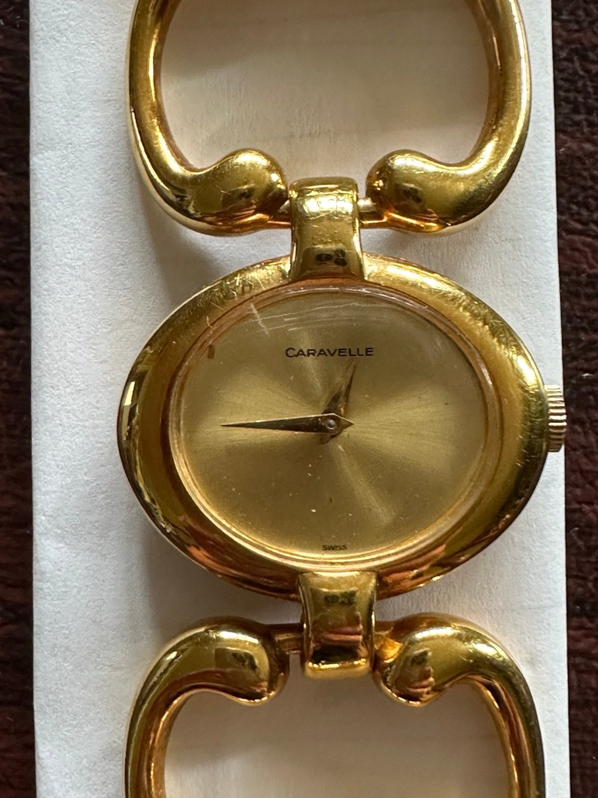 Good tone Caravelle bracelet watch