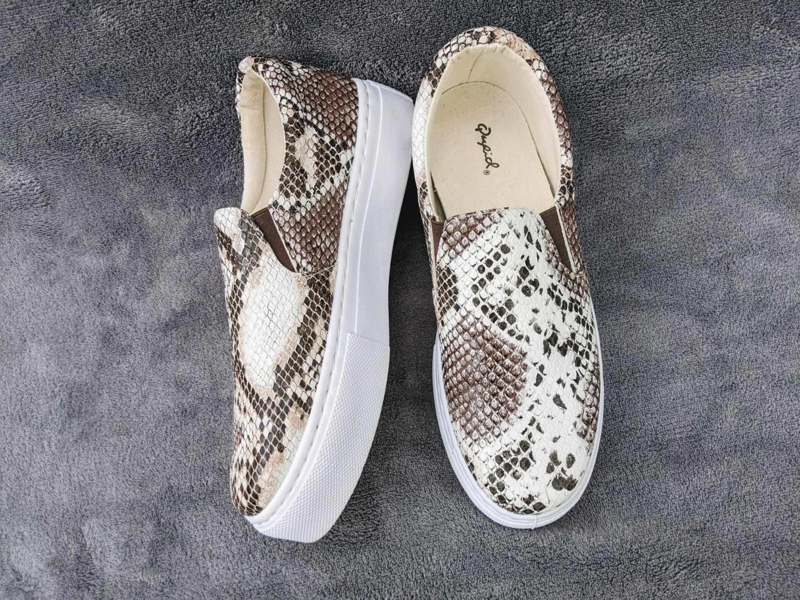 Qupid Snakeskin Platform Slip-on Sneaker