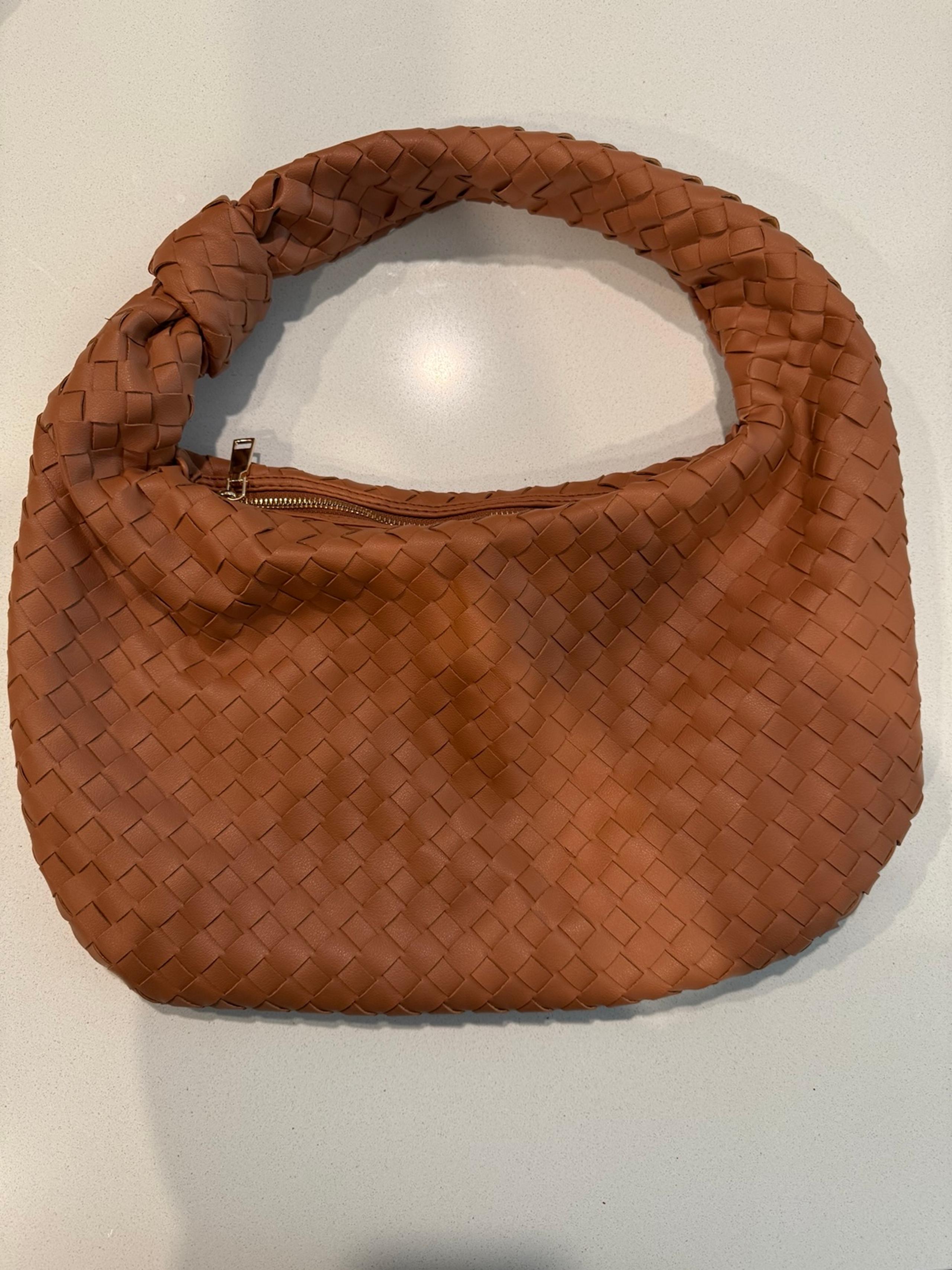 Urban Expressions Shoulder Bag