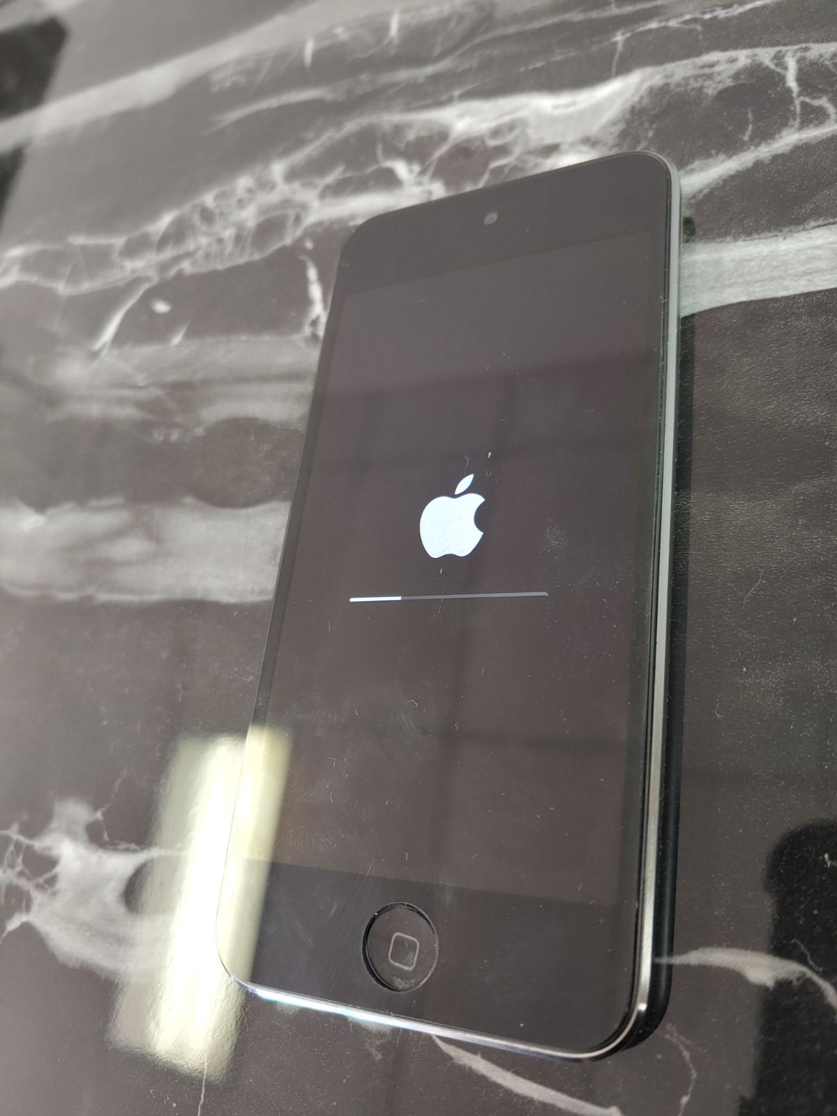 Ipod Touch (5th Generation) 16 GB Space