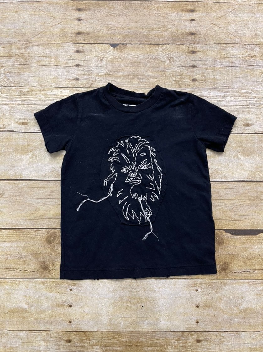Nununu embroidered chewbacca t-shirt sz 2-3y