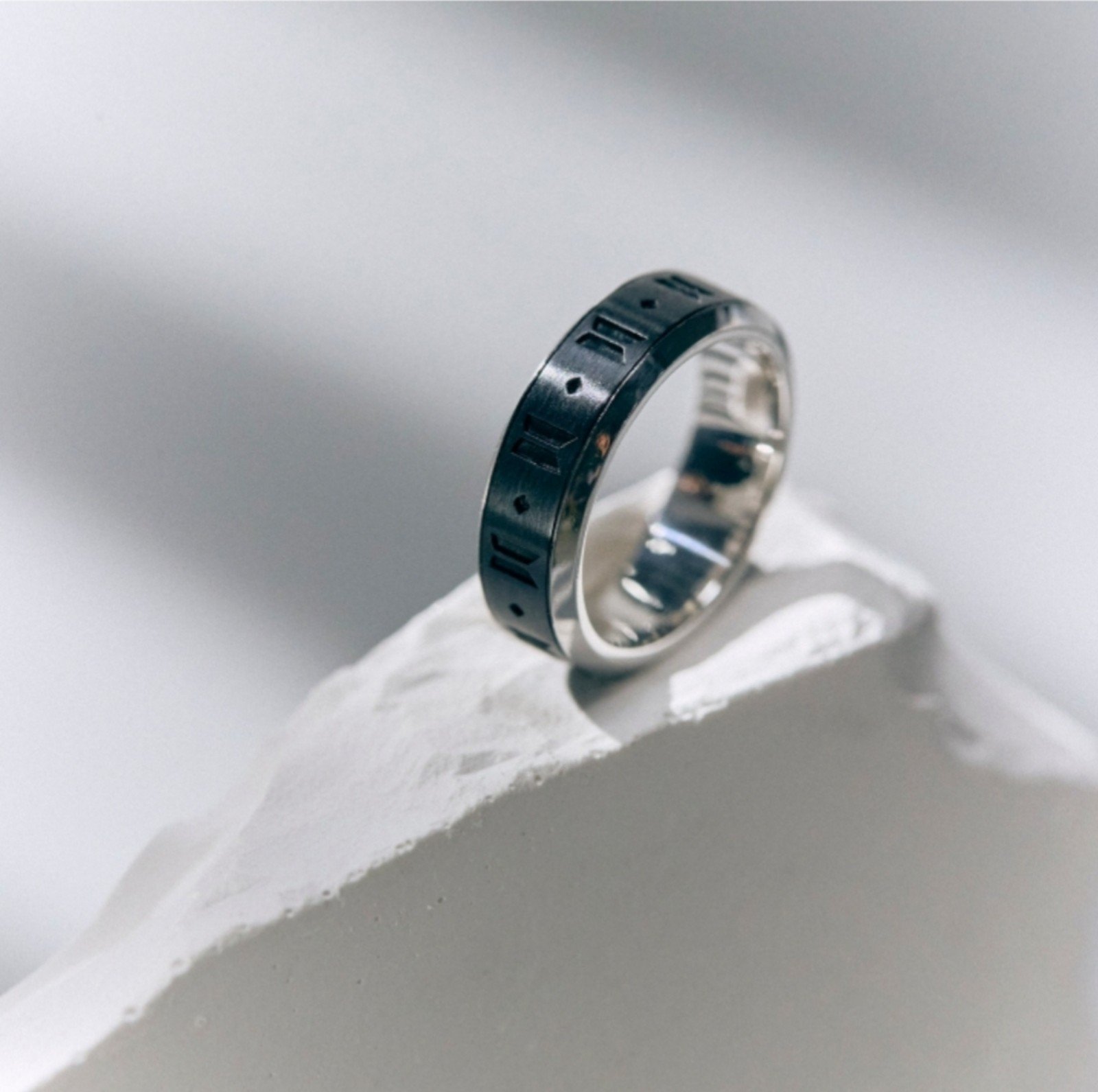 BTS monochrome Ring