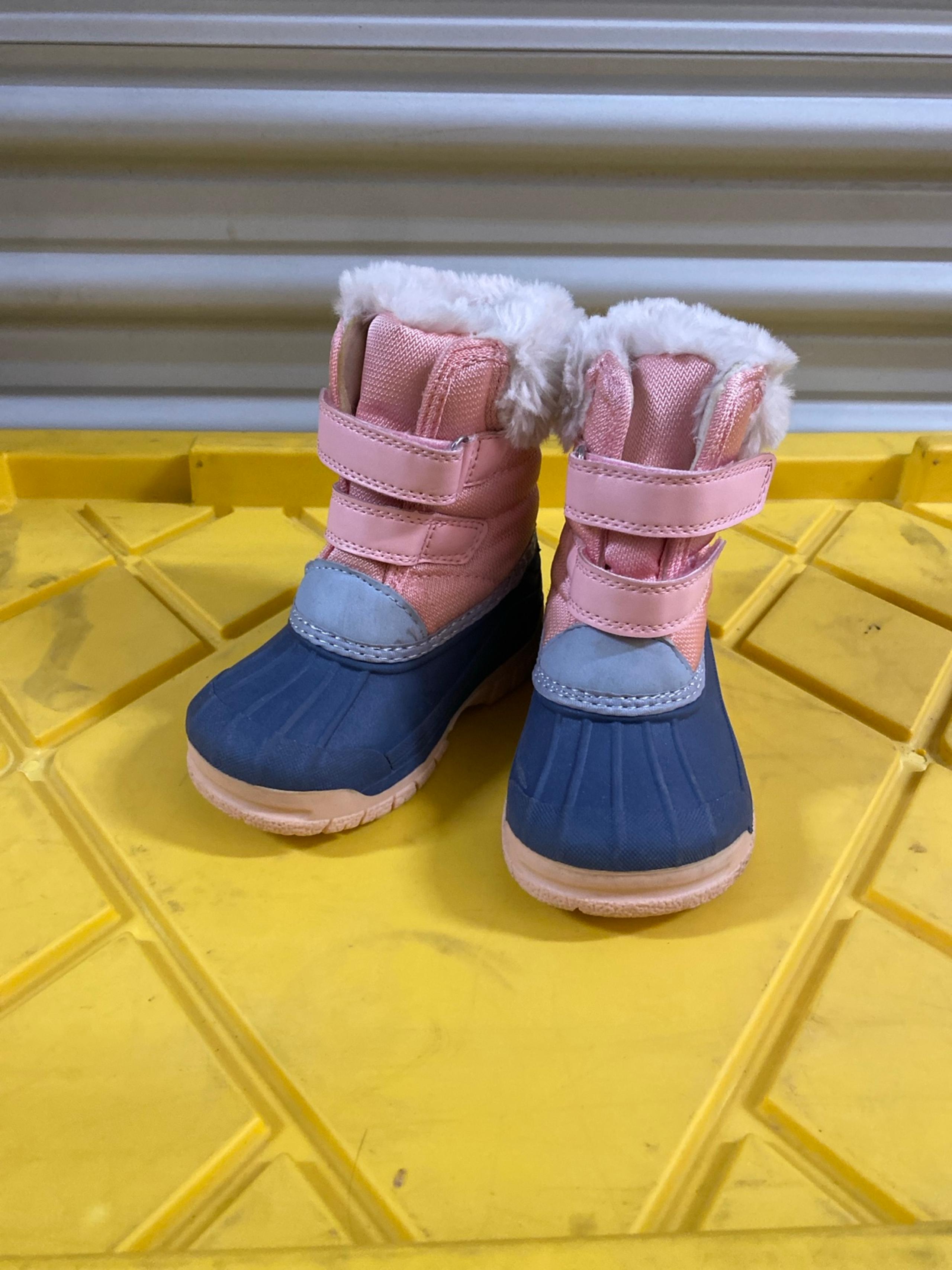 Osh Kosh Snow Boots