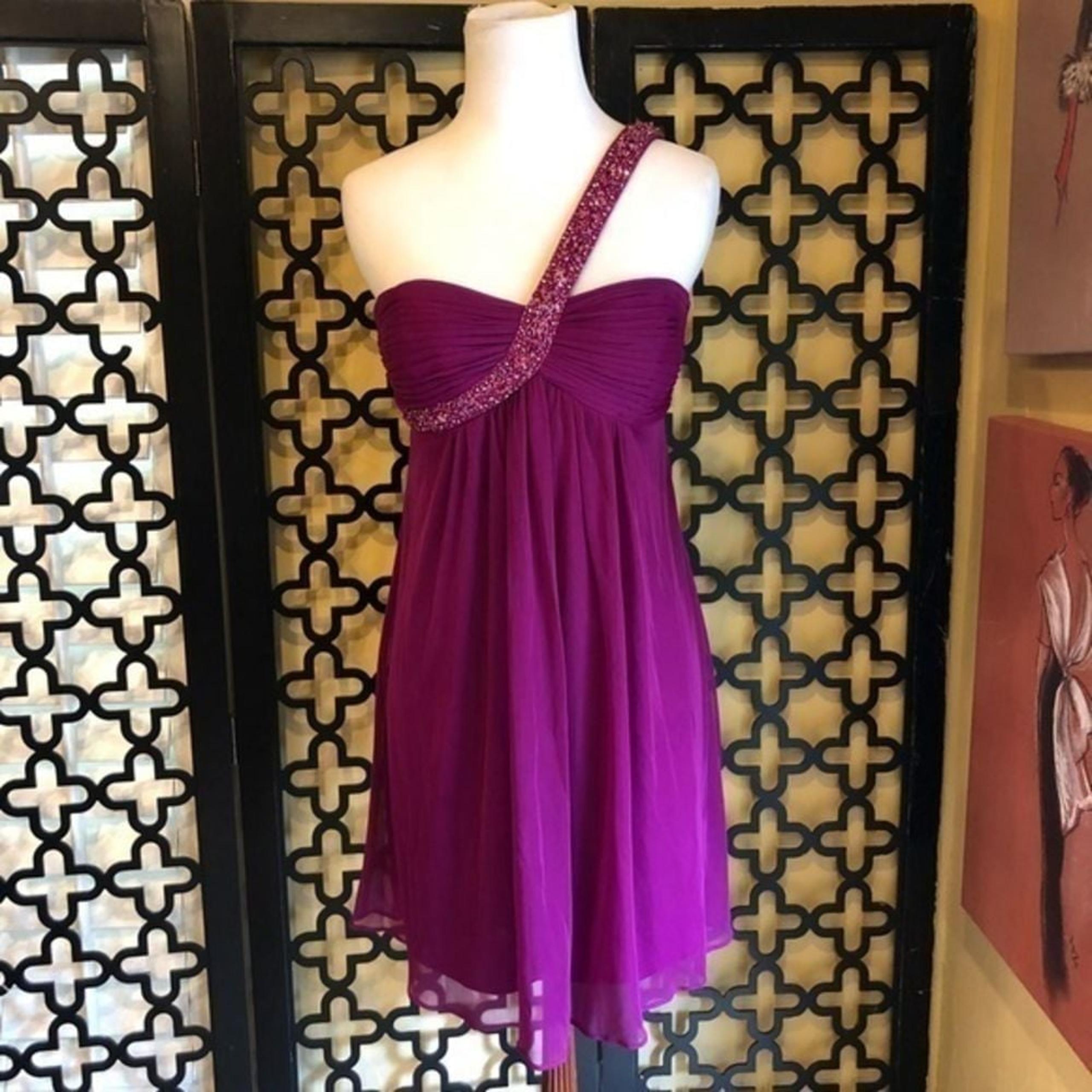 XSCAPE BY JOANNA FUSCIA COCKTAIL DRESS SIZE 4