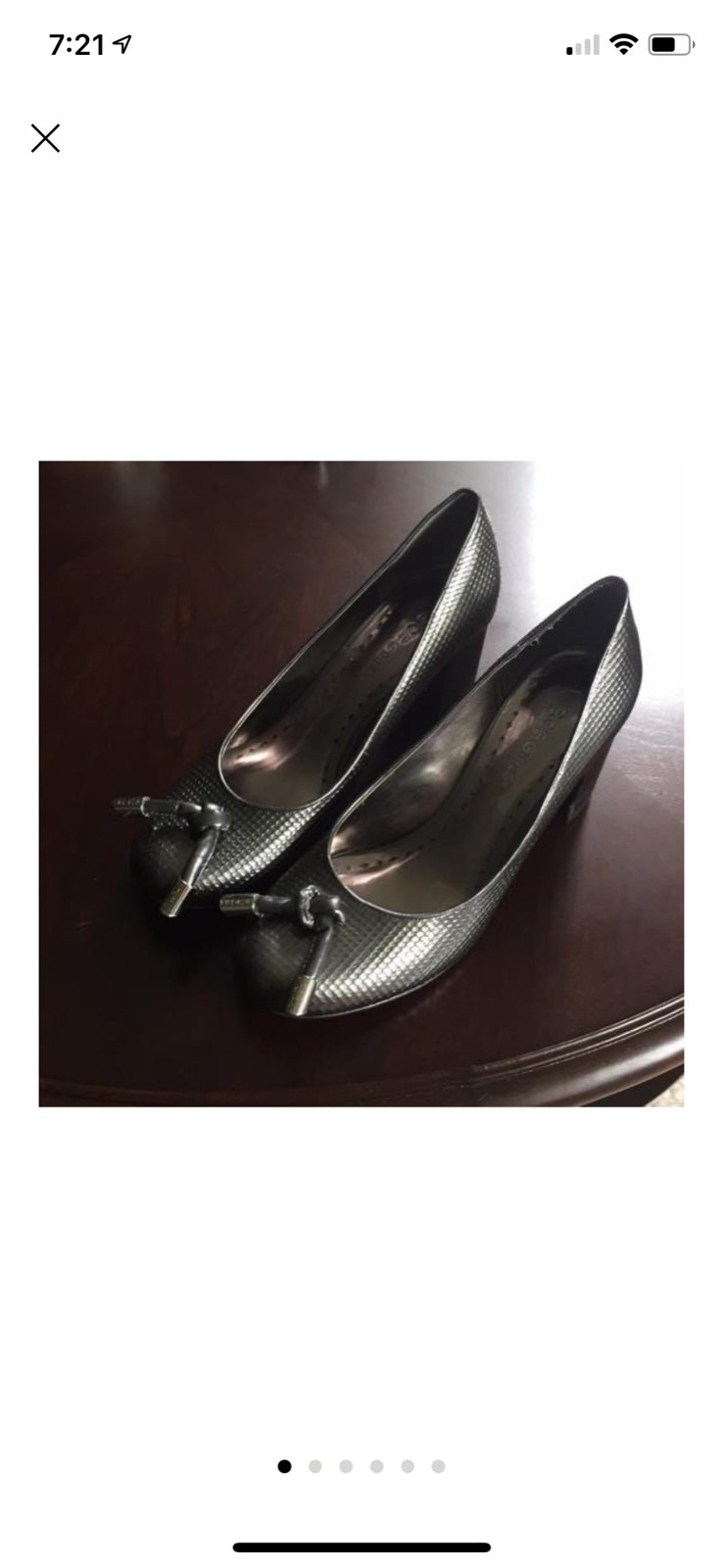 BCBG Pumps