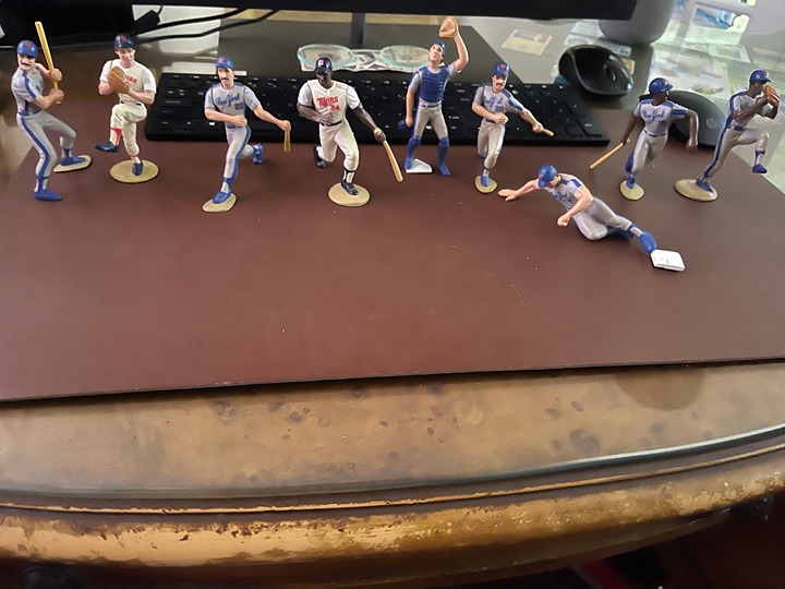 BASEBALL STARS FIGURINES