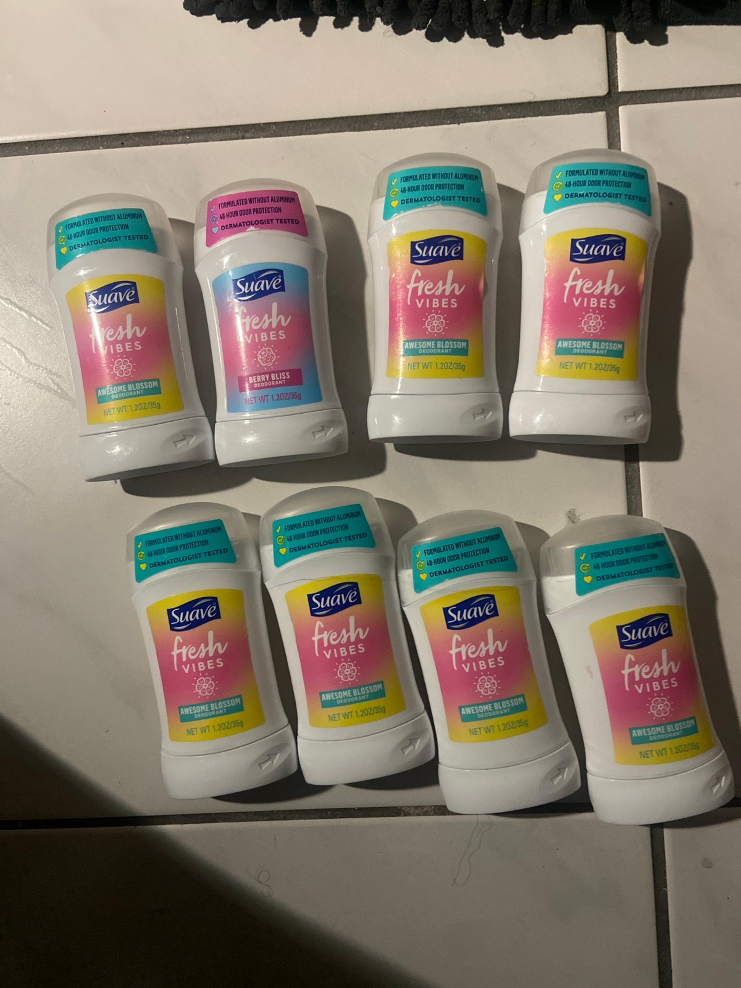 Suave fresh blossom bundle and berry bliss