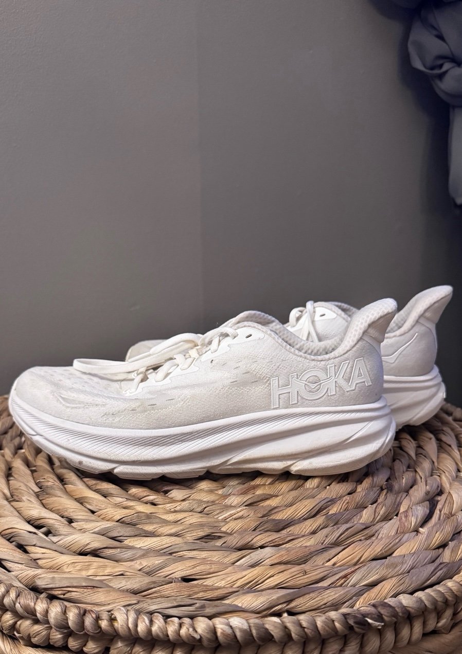 Hoka Clifton 9