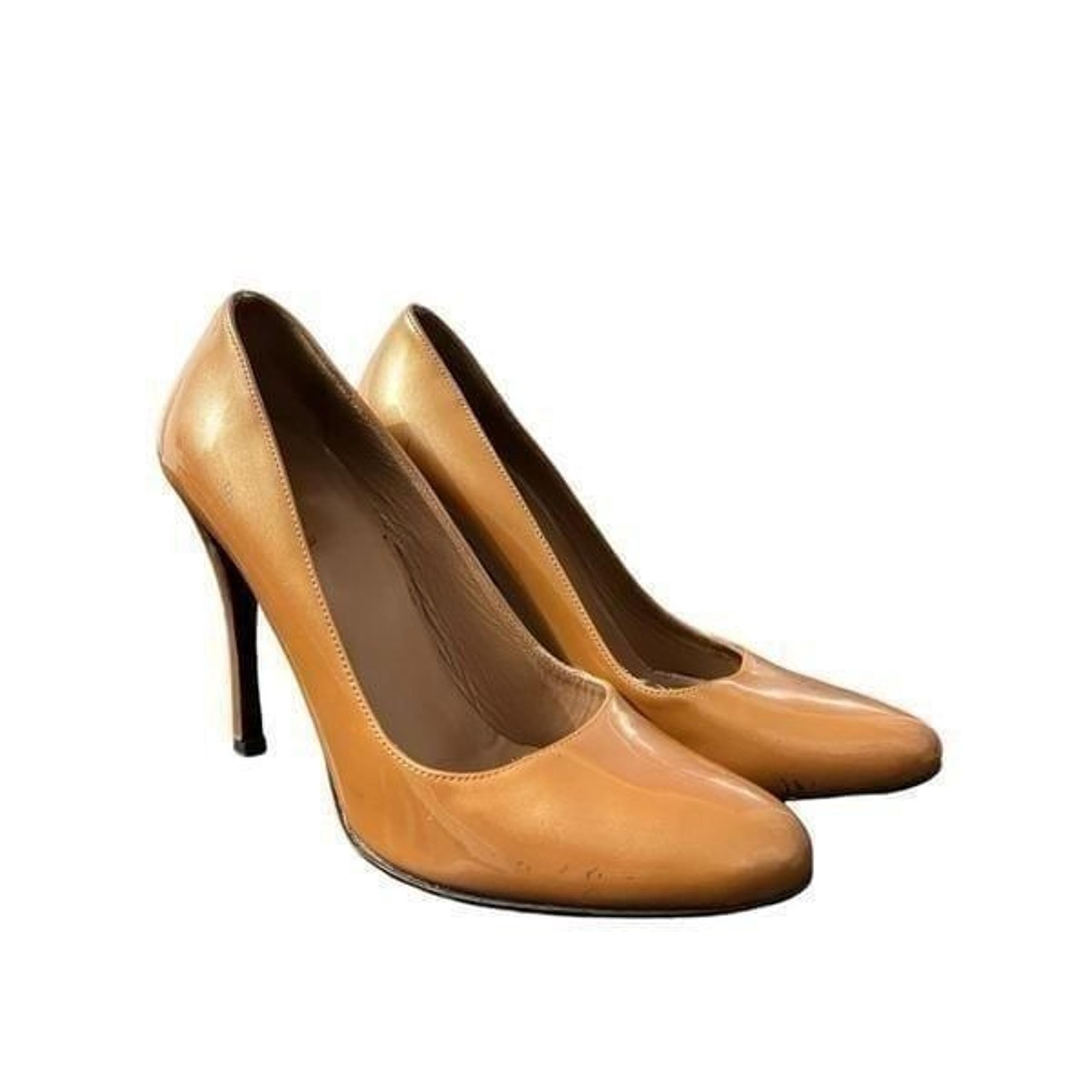 PRADA  Tan Pumps Size 6.5