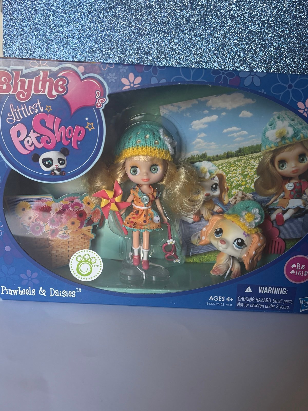 NIB-Littlest Pet Shop Blythe Pinwheels & Daisies Blythe Doll #B5 & #1615