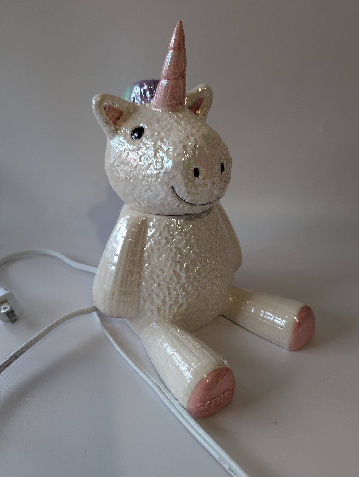 Scentsy Stella The Unicorn Wax Warmer RETIRED Whimsical