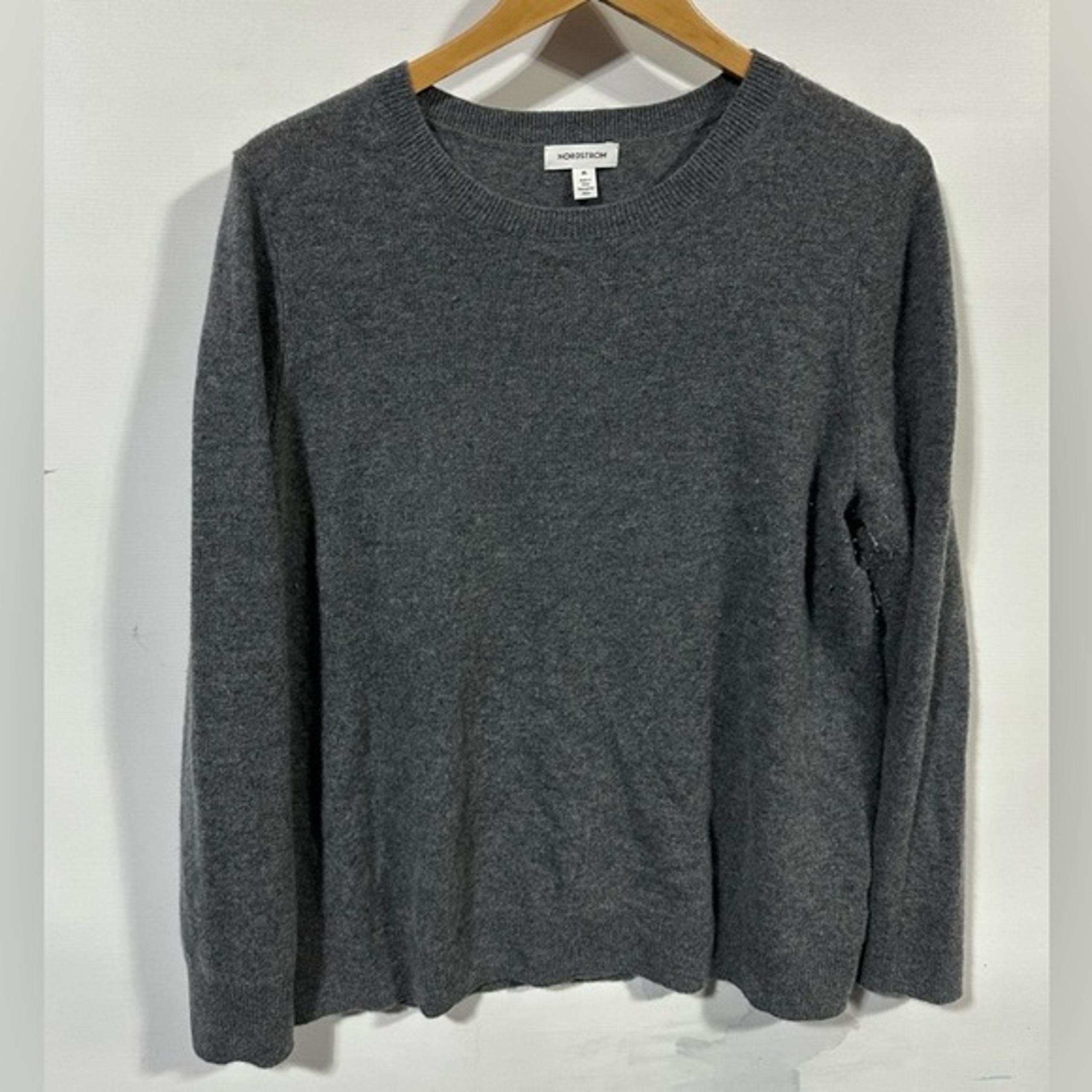 Nordstrom cashmere crewneck sweater sz L/XL