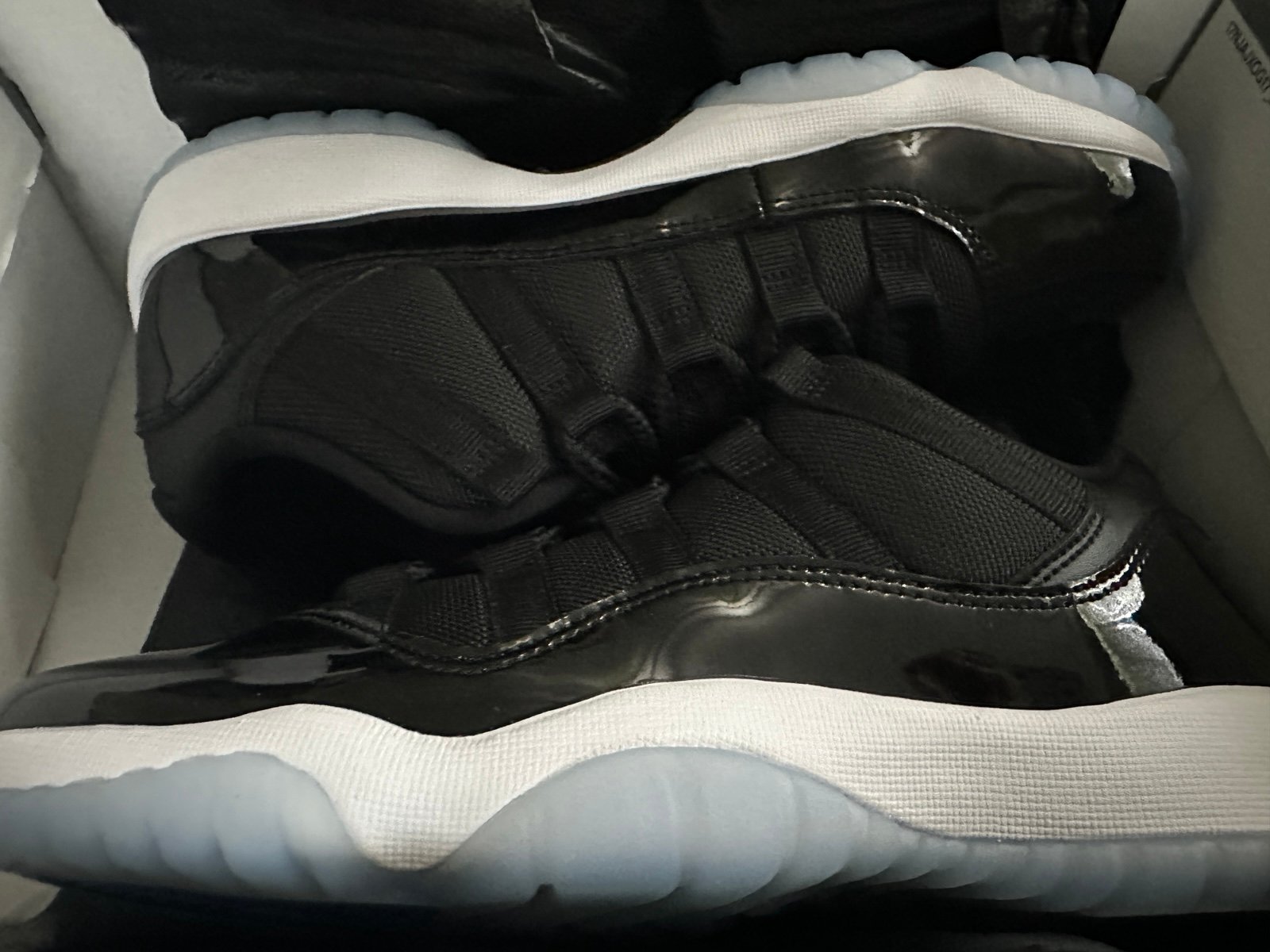 Air Jordan 11 Retro Low (GS)