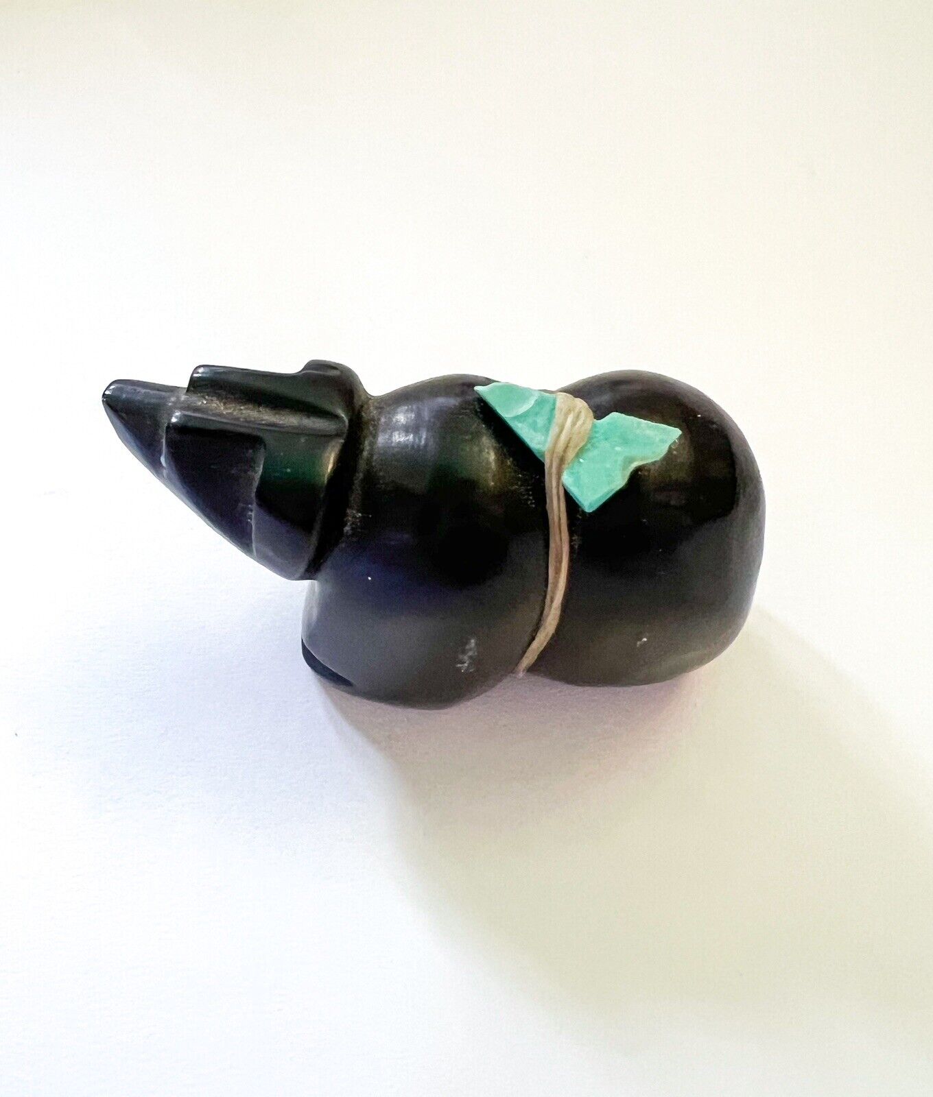 Vintage Zuni Fetish Bear Onyx Turquoise Black Native Art Hand Carved VTG