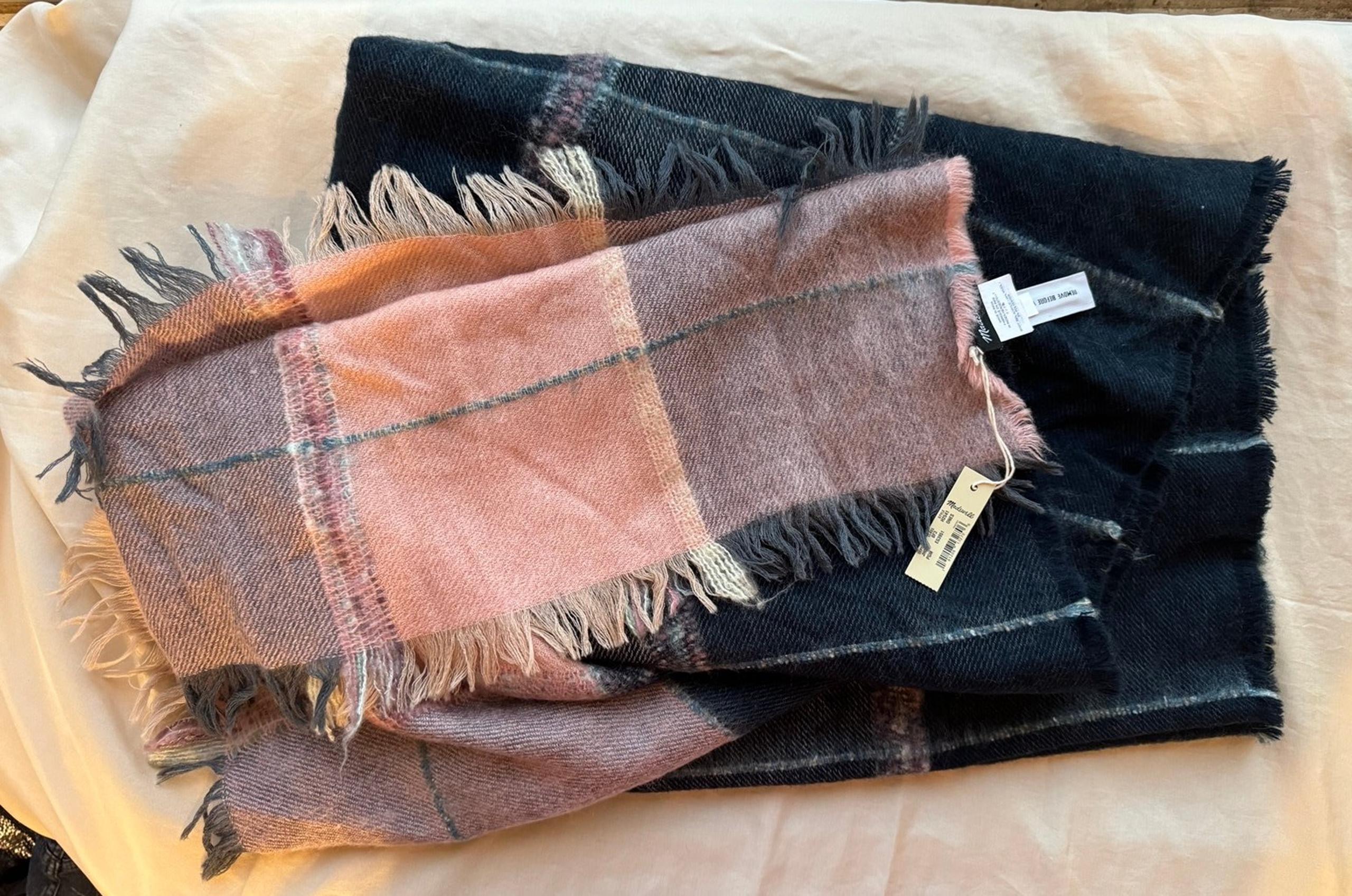 Madewell NWT plaid scarf or shawl