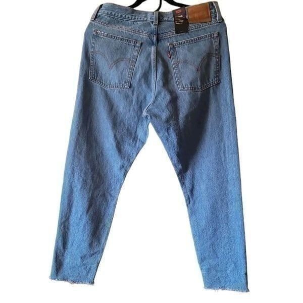 Levi's Premium Wedgie Jeans Size 30 Straight Fit Raw Hem Button Fly High Rise