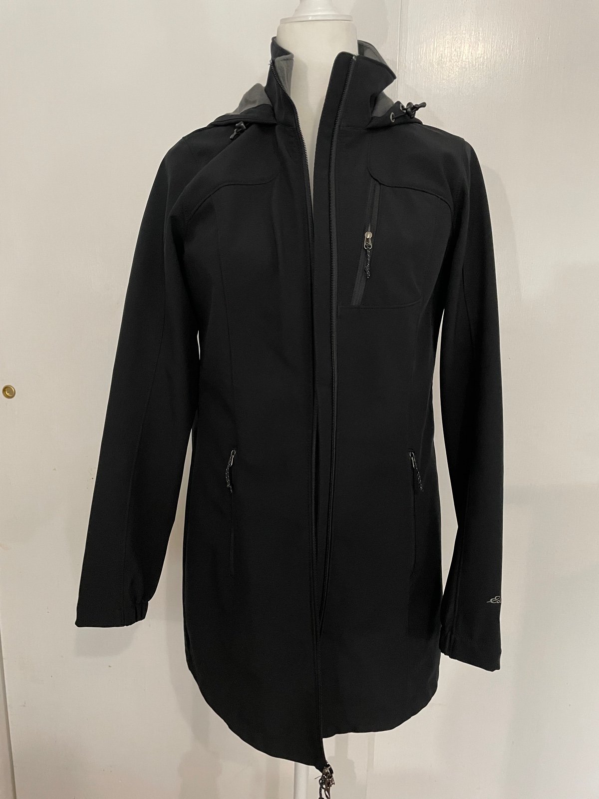 ✅Eddie Bauer Jacket