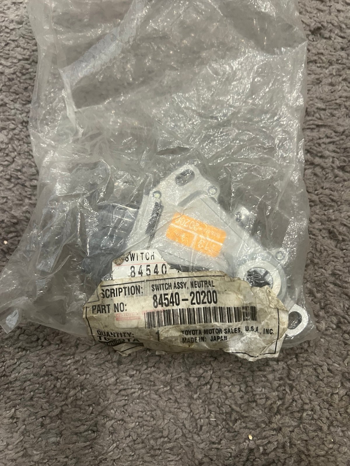 New Genuine Toyota Neutral Safety Switch Genuine Toyota Part OEM 84540-20200