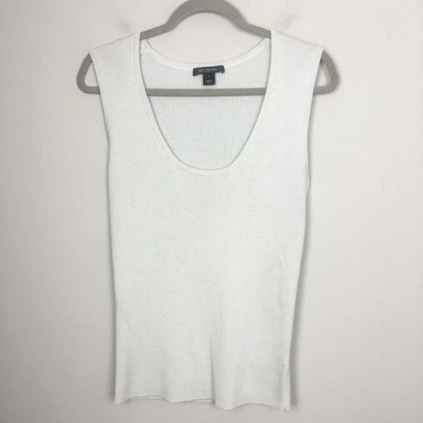 ST. JOHN | Silver Gray Sleeveless Scoopneck Tank Top Ribbed Women’s Size Medium