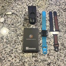 Apple Watch SE and accessories