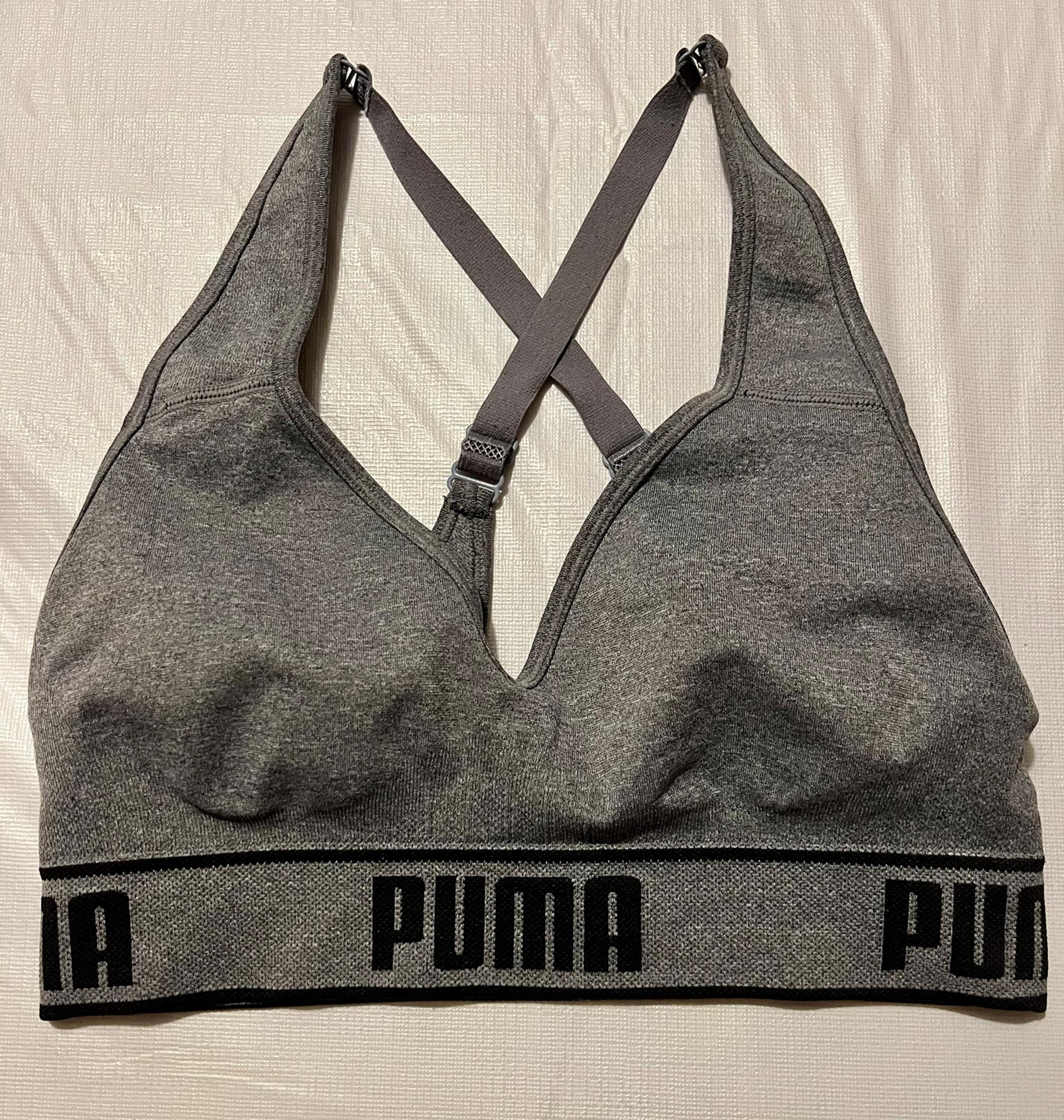 PUMA Women’s Small Performance Seamless Sports Bra Logo Heather Grey