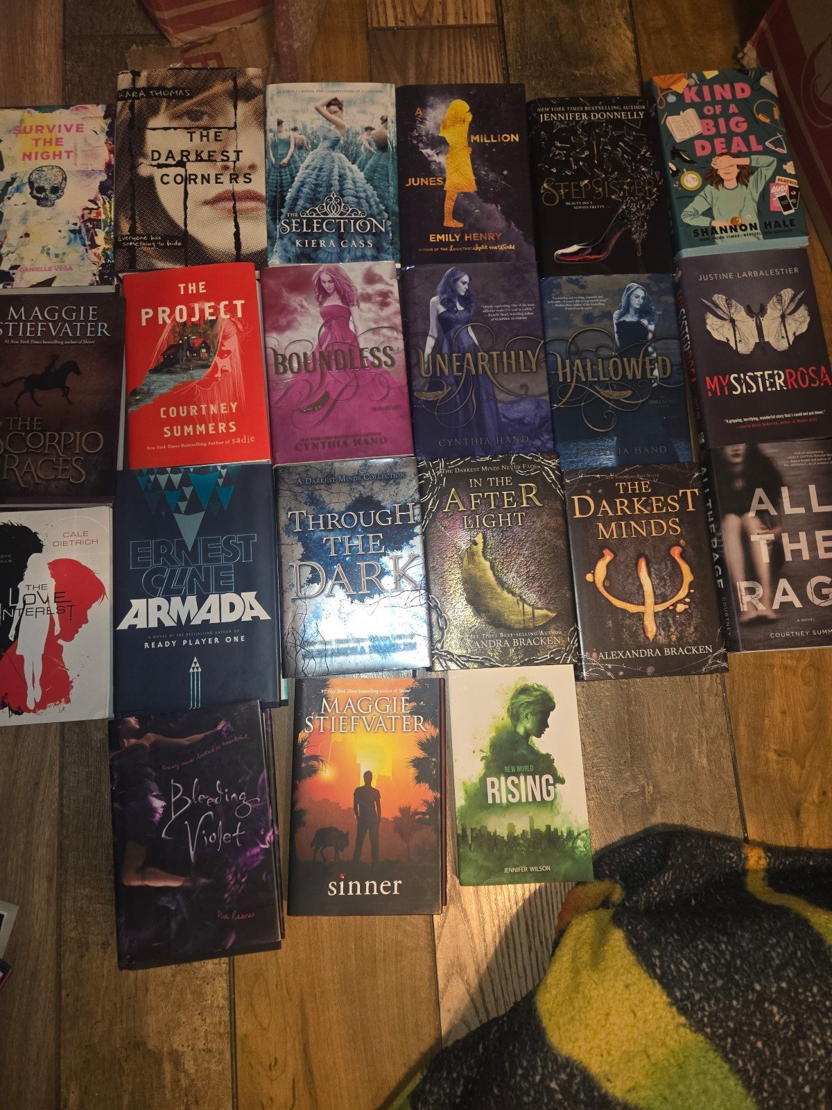 A LOT OF BOOKS!! BUNDLE OR SEPERATE