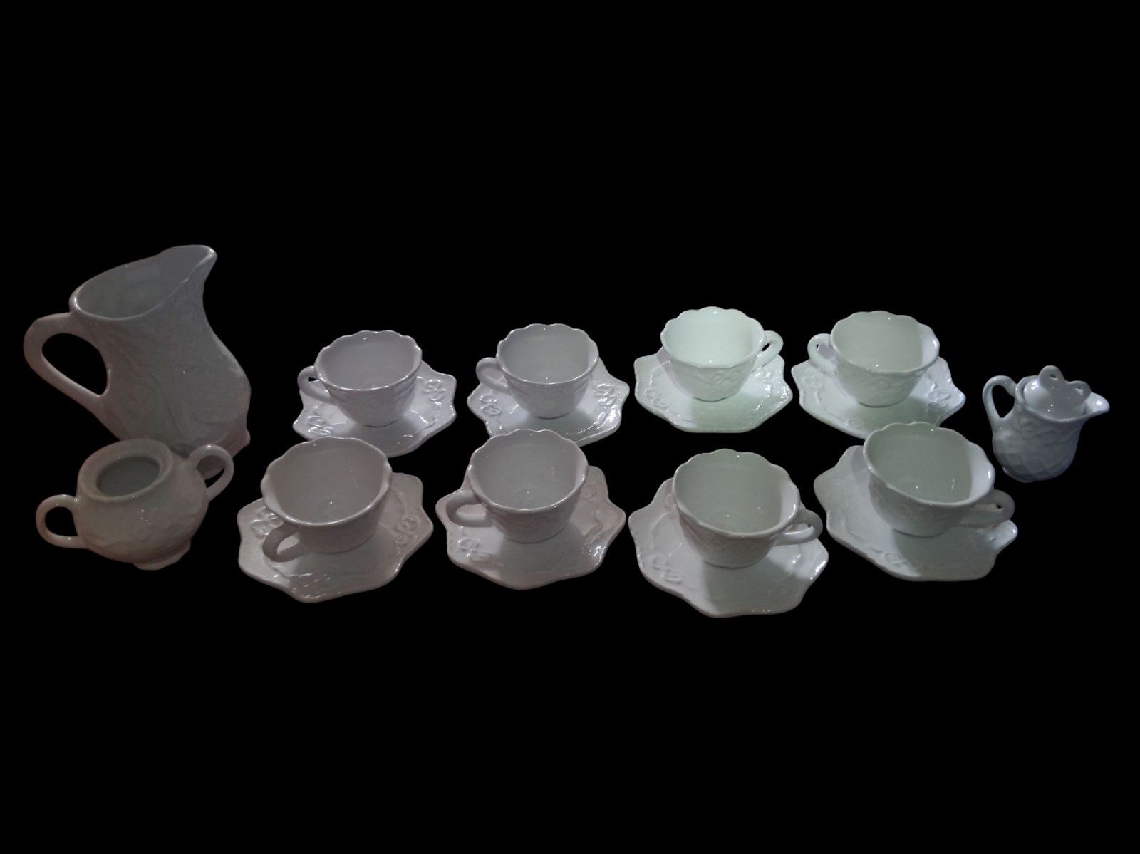 SetLynn Hollyn Porta White 20 Piece Tea Set Made in Portugal