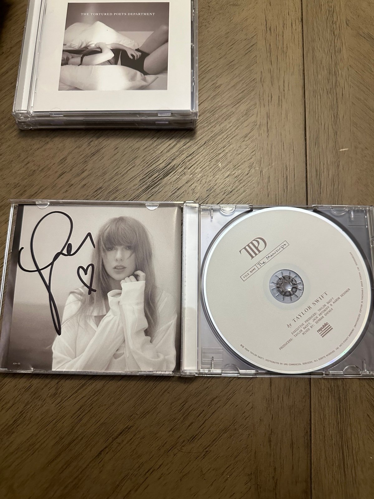 Taylor Swift The Tortured Poets Department CD + Signed Manuscript WITH HEART ❤️