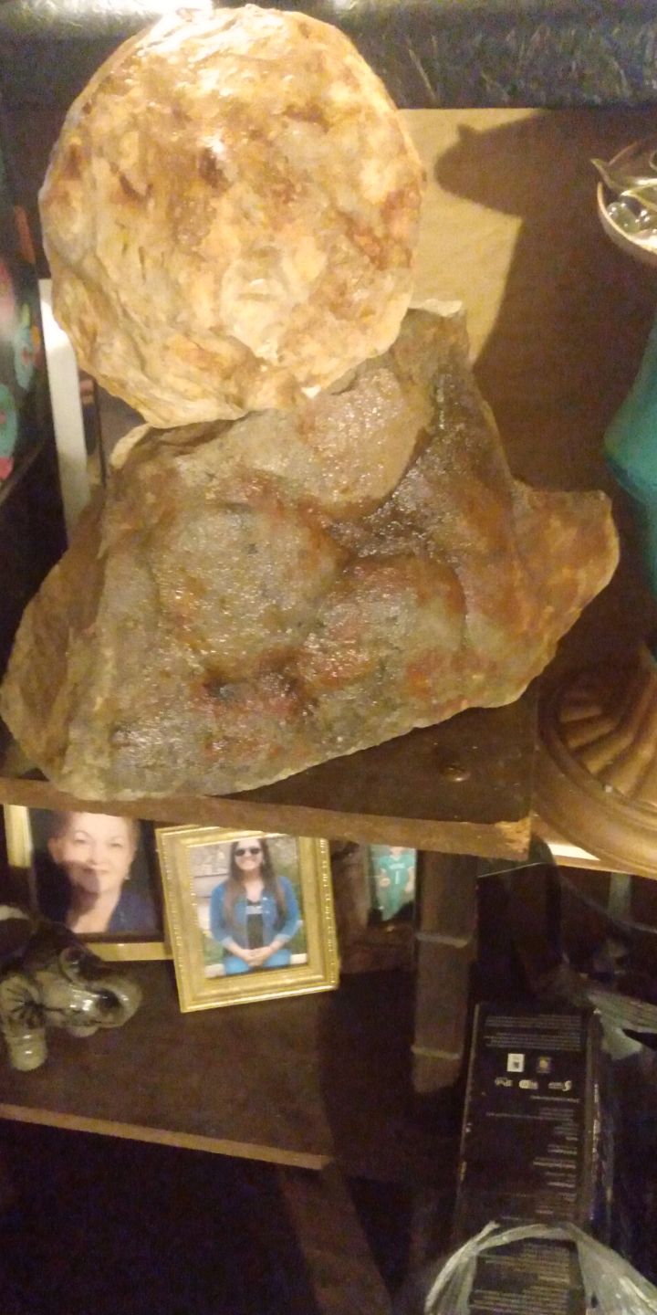 Human skull size Fossil Rock withstand a