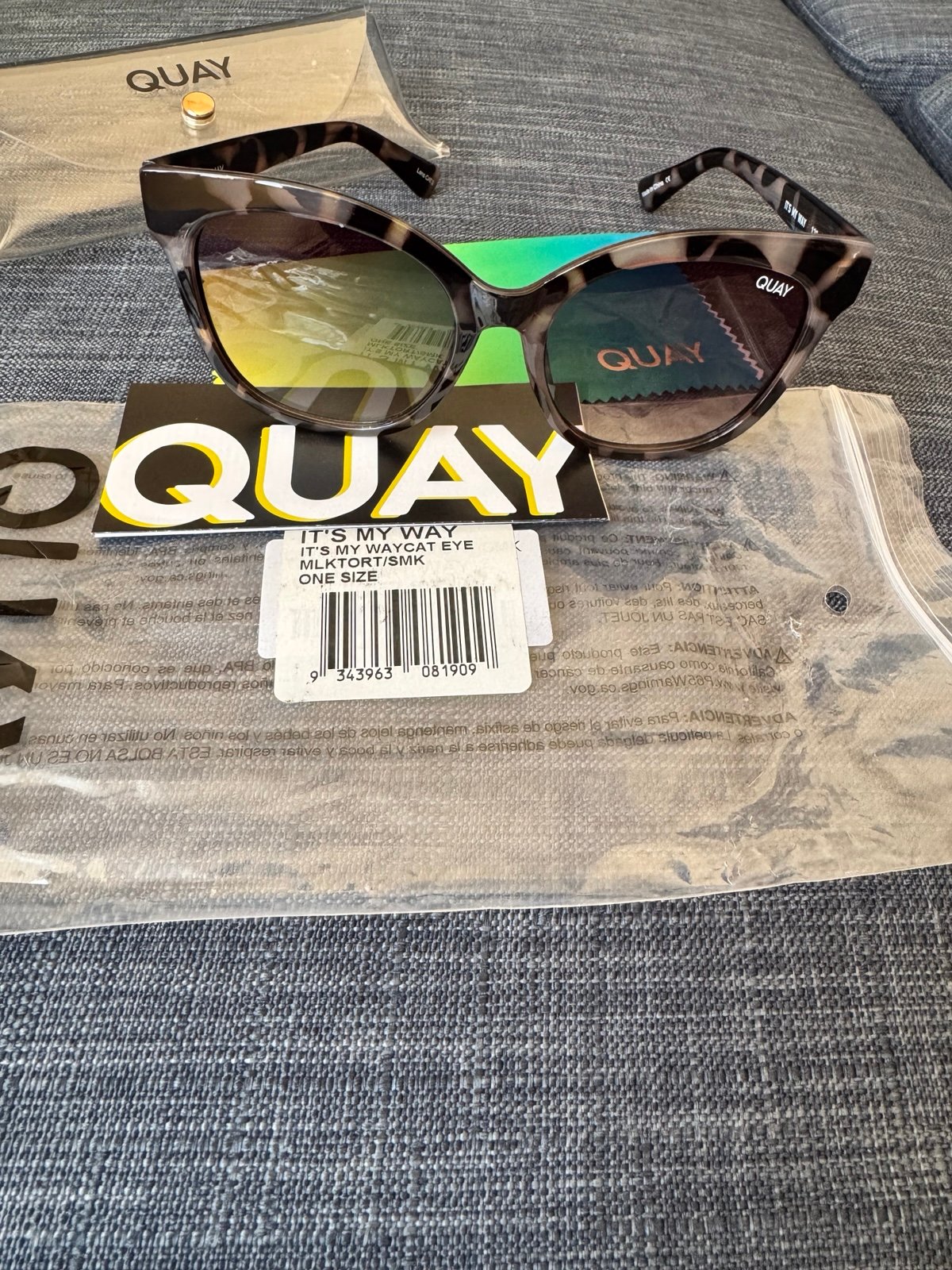 Quay ITS MY WAY milkytort smoke cat eye Sunglasses •NWT•