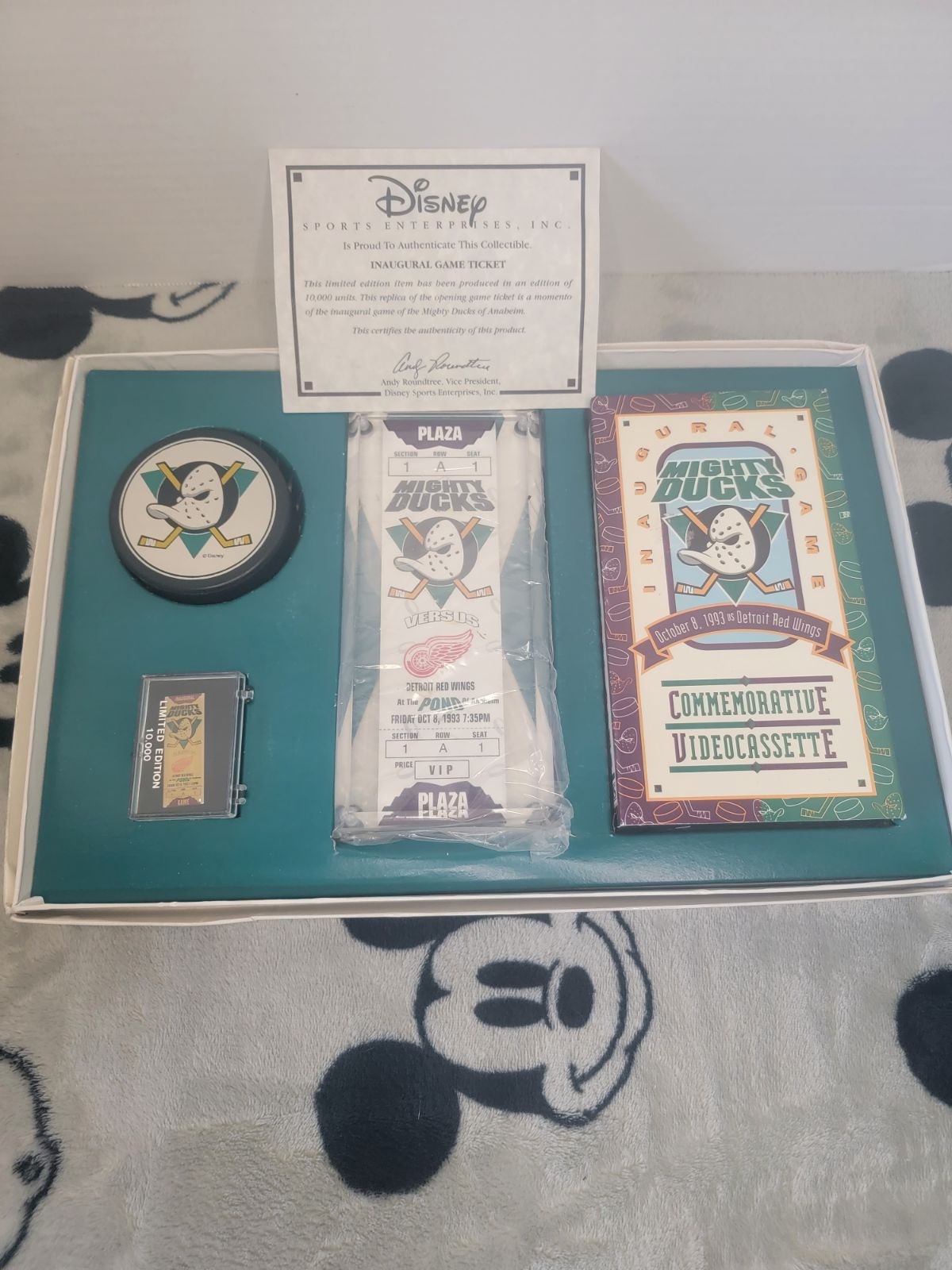 NEW NHL ANAHEIM MIGHTY DUCKS INAUGURAL SEASON 93-94 SET TICKET LIMITED EDITION
