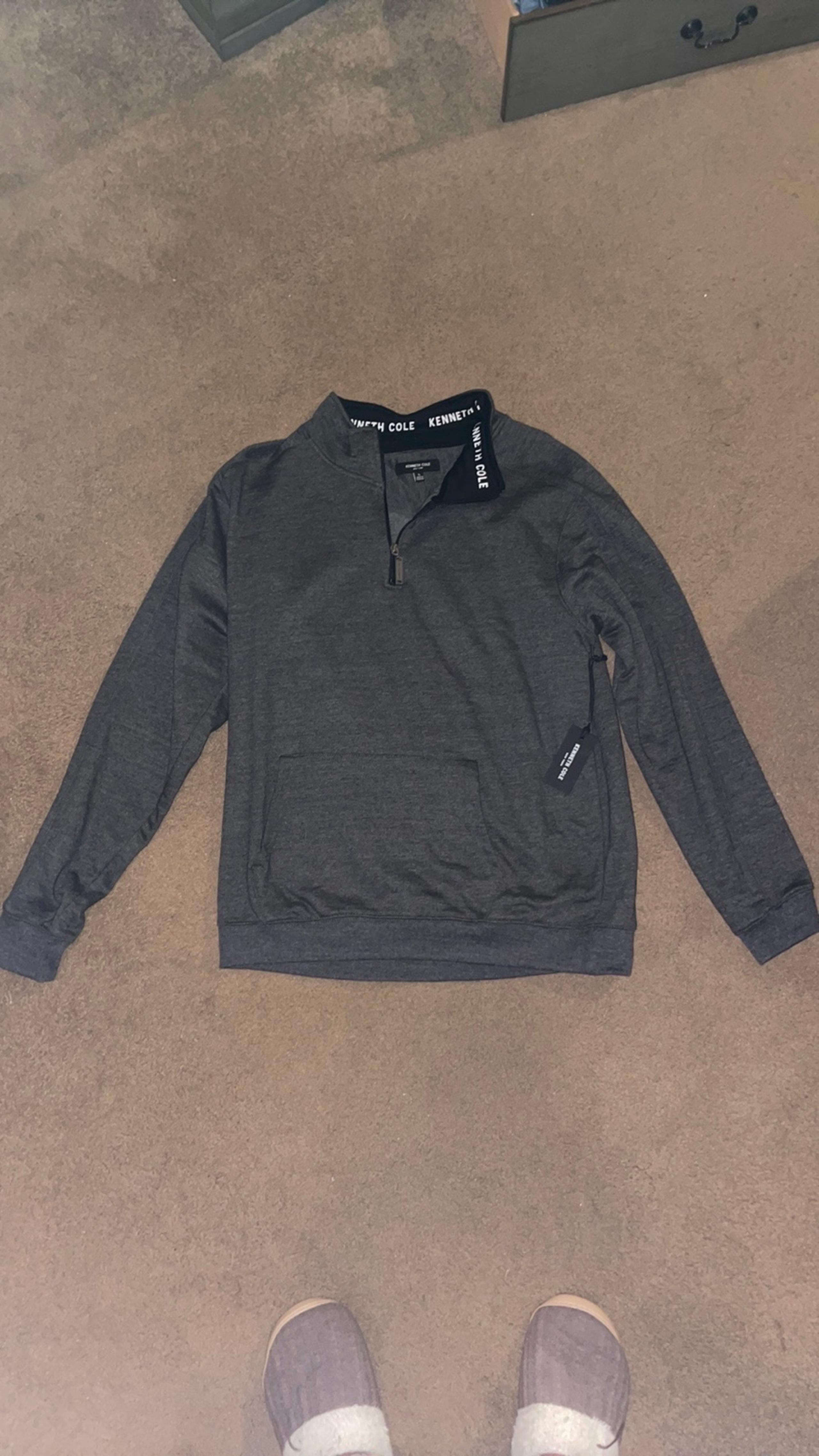*NEW* Kenneth Cole Pullover