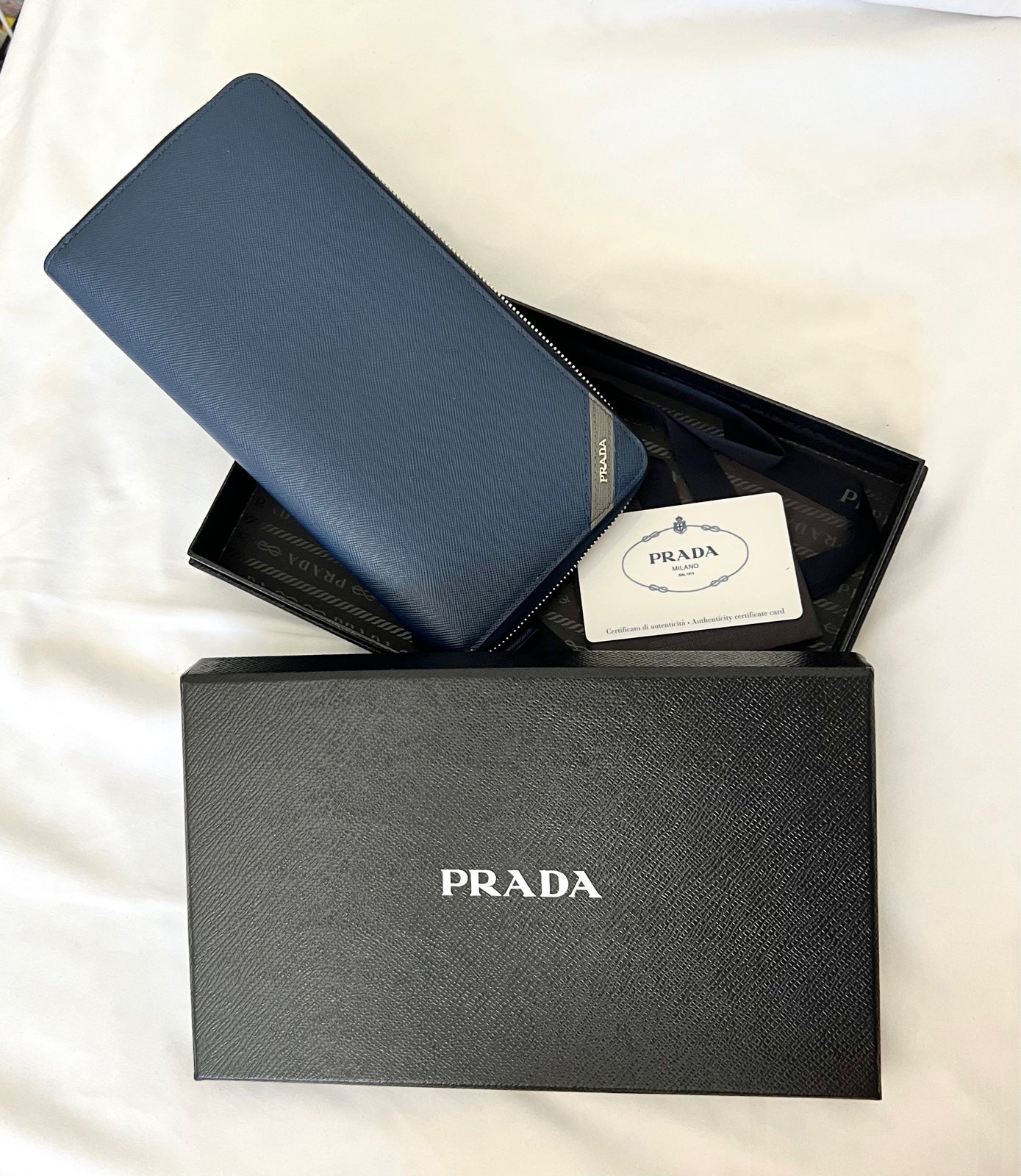 low-key luxury connotation long Prada New wallet sapphire navy Men low-key luxury connotation long Prada New wallet sapphire navy Men