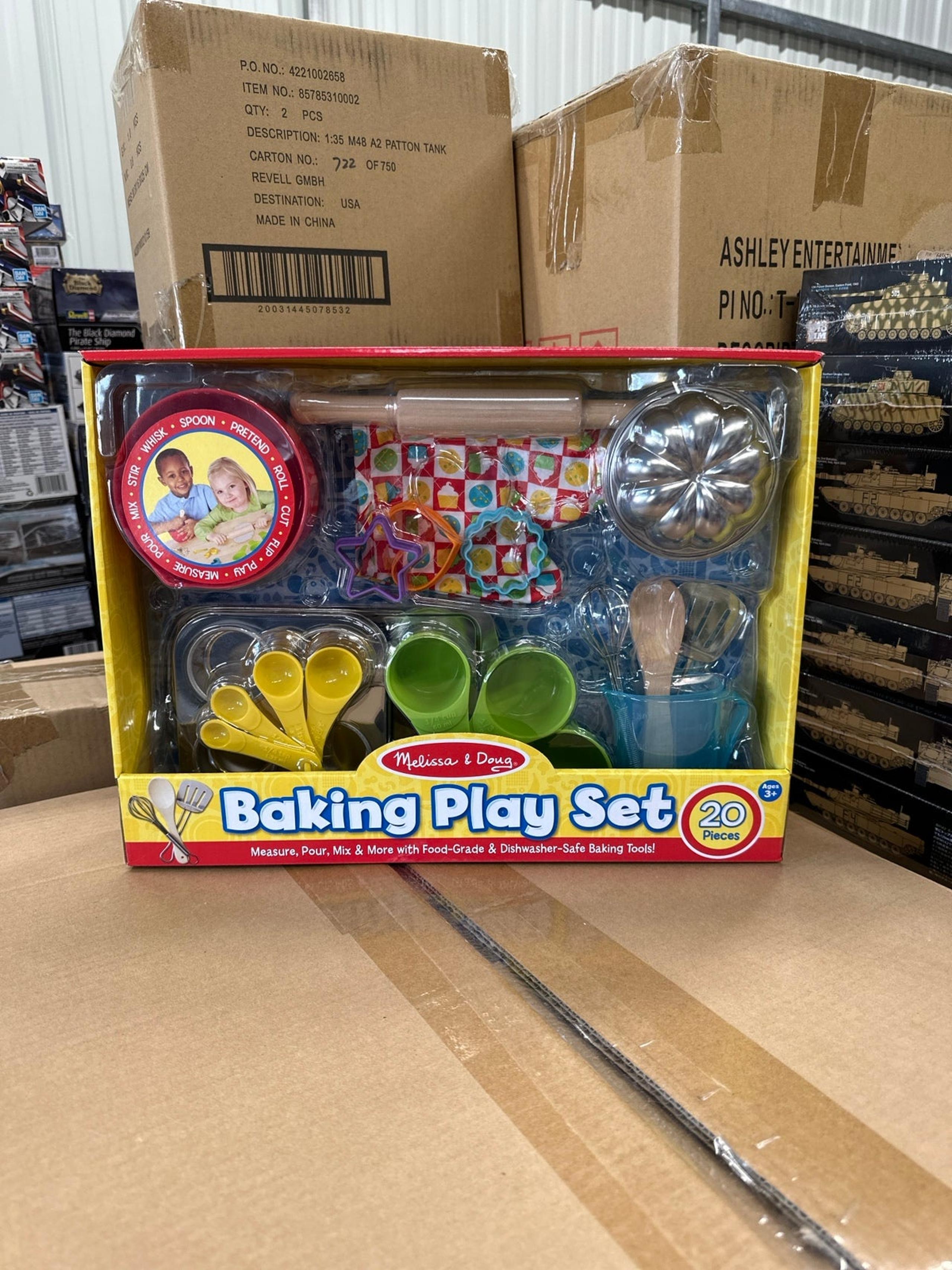 Melissa & Doug Baking Play Set 20 Pieces
