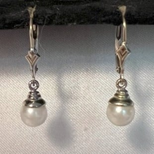 14K White Gold and Pearl Earrings