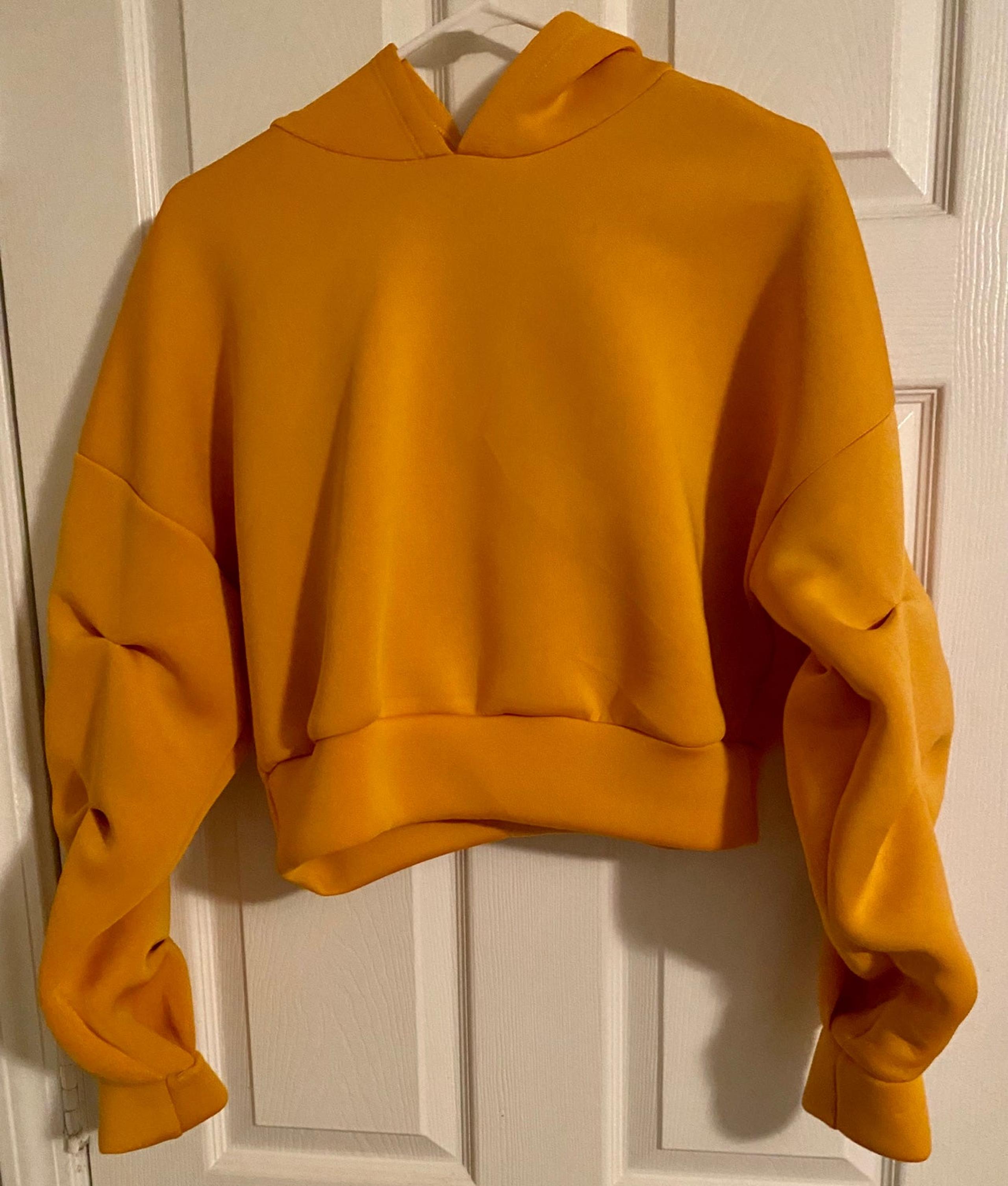 Cropped hoodie