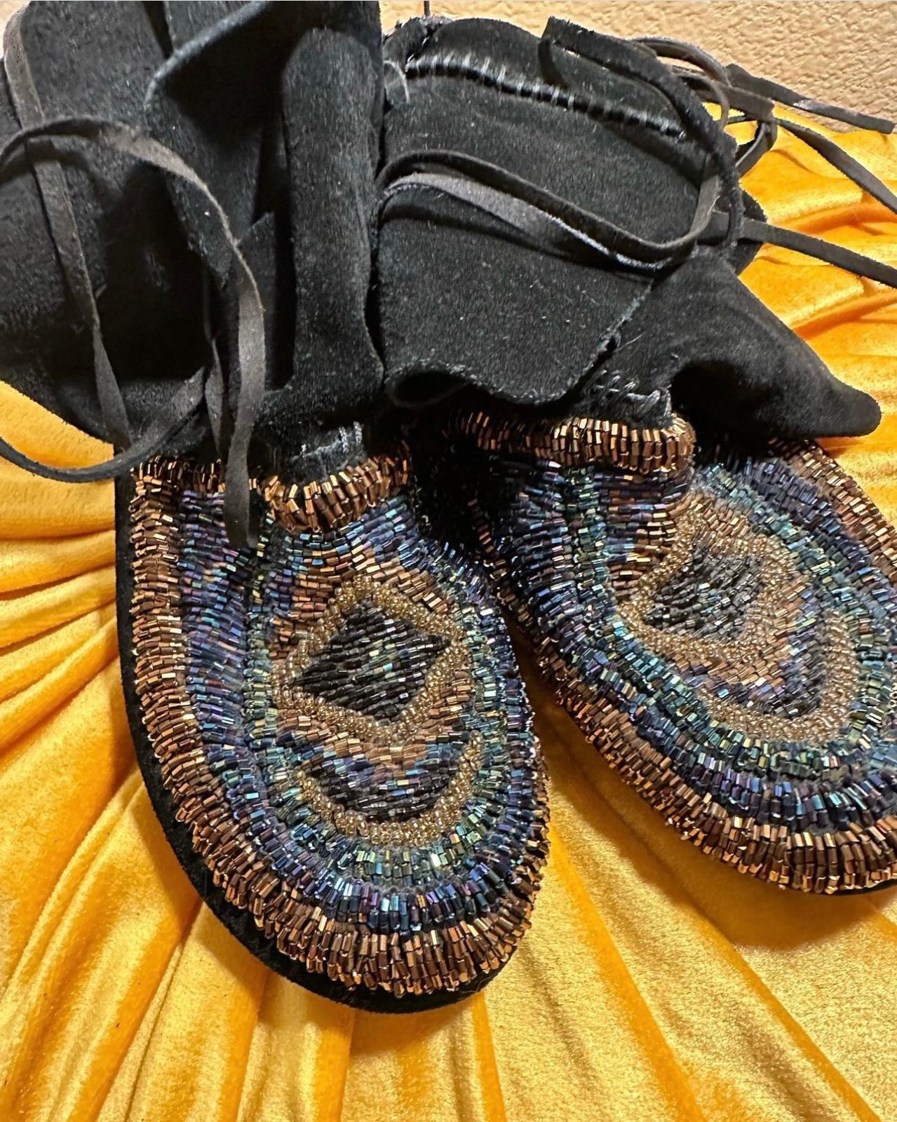 HOUSE OF HARLOW 1960 moccasins