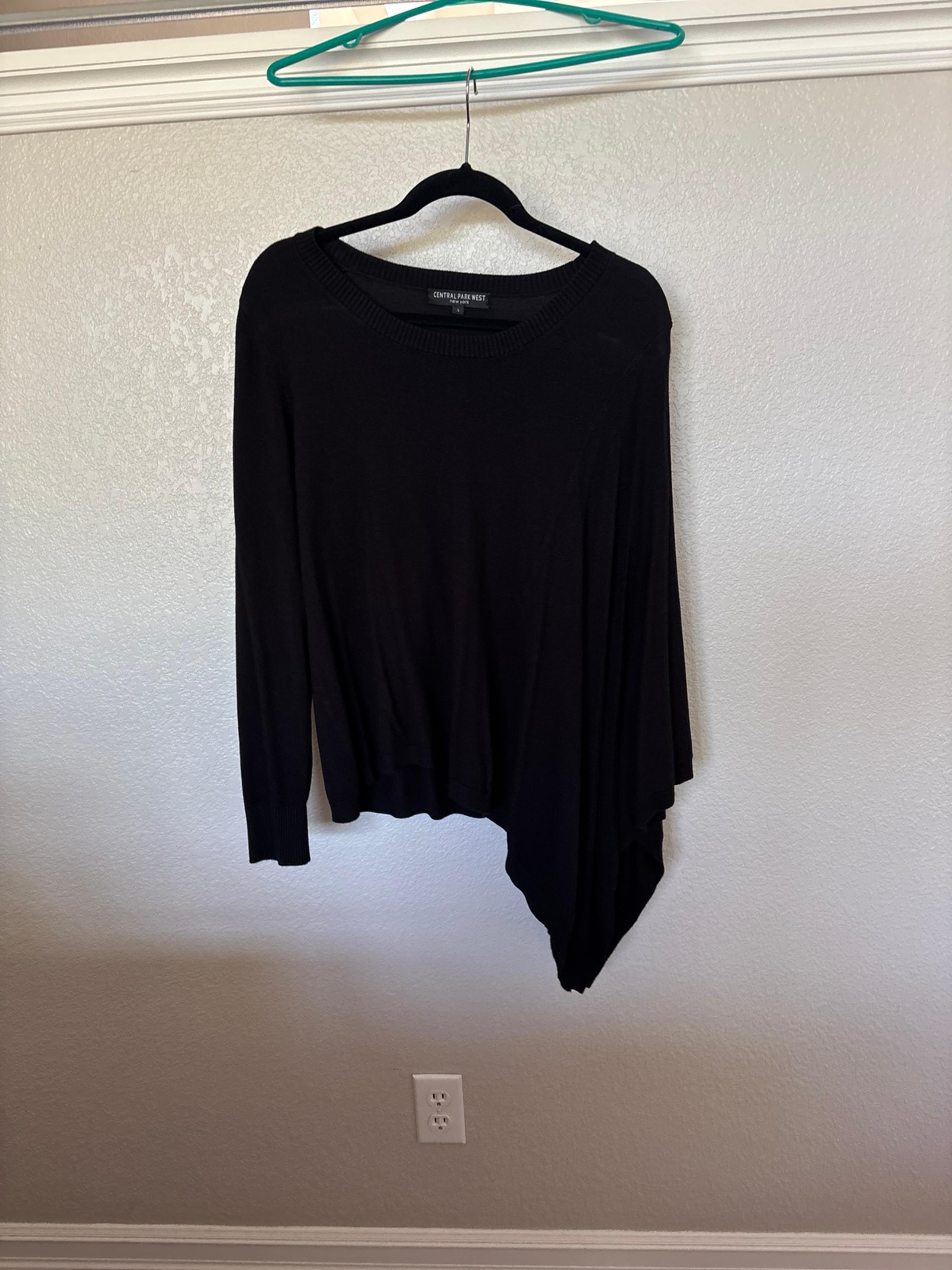 Boutique poncho sweater - large