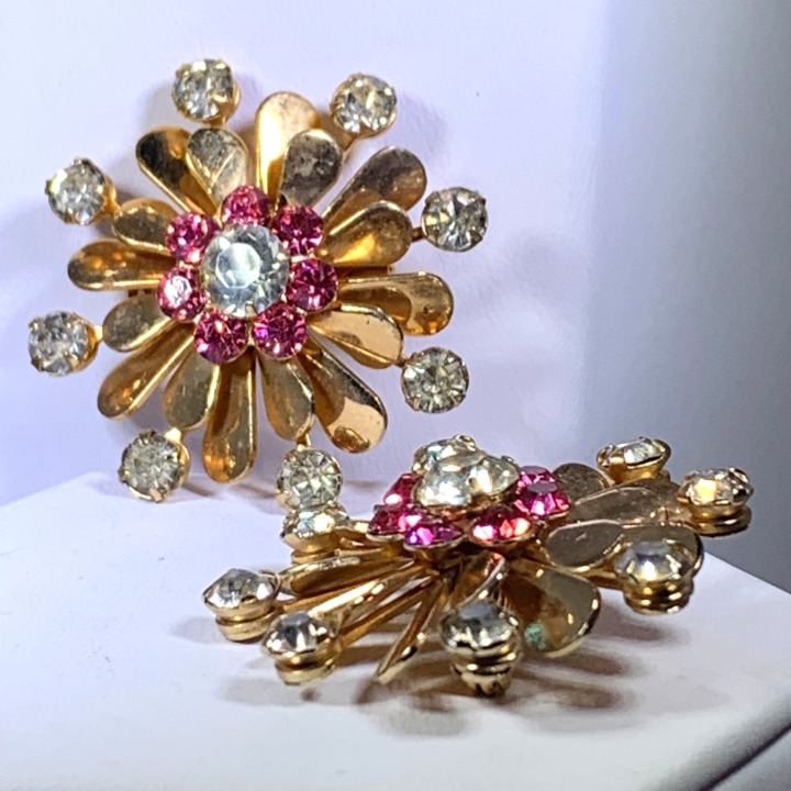 Brooch