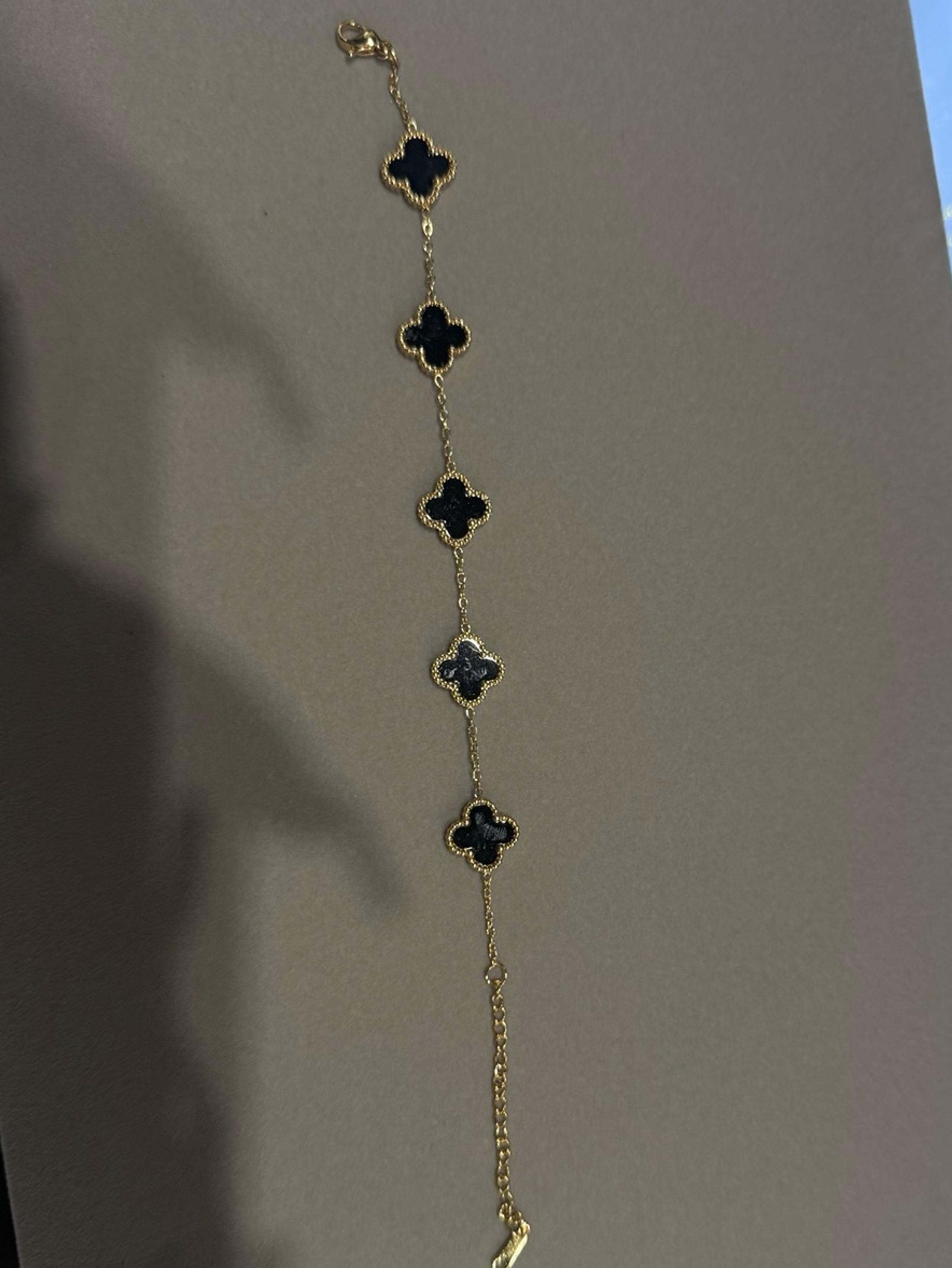 Bracelet