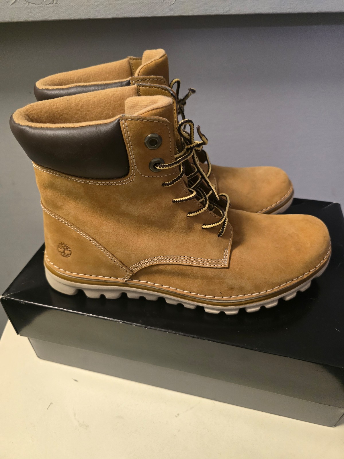 Timberland Women’s Keely Field Boots Size 10 Wheat Nubuck