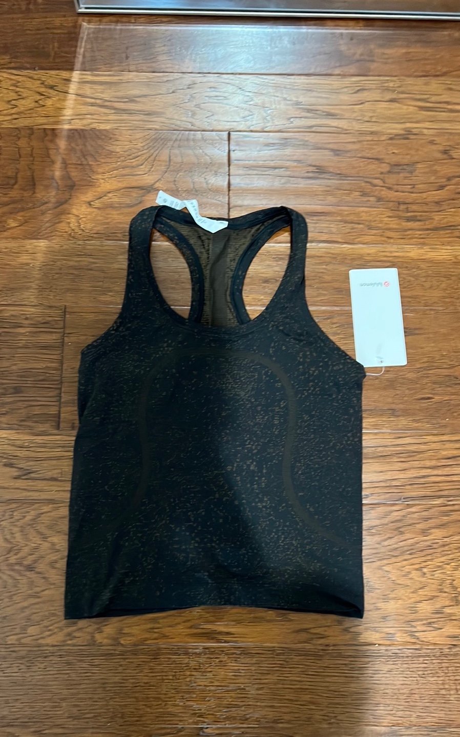 NWT Lululemon swiftly tech racerback 2.0 race length