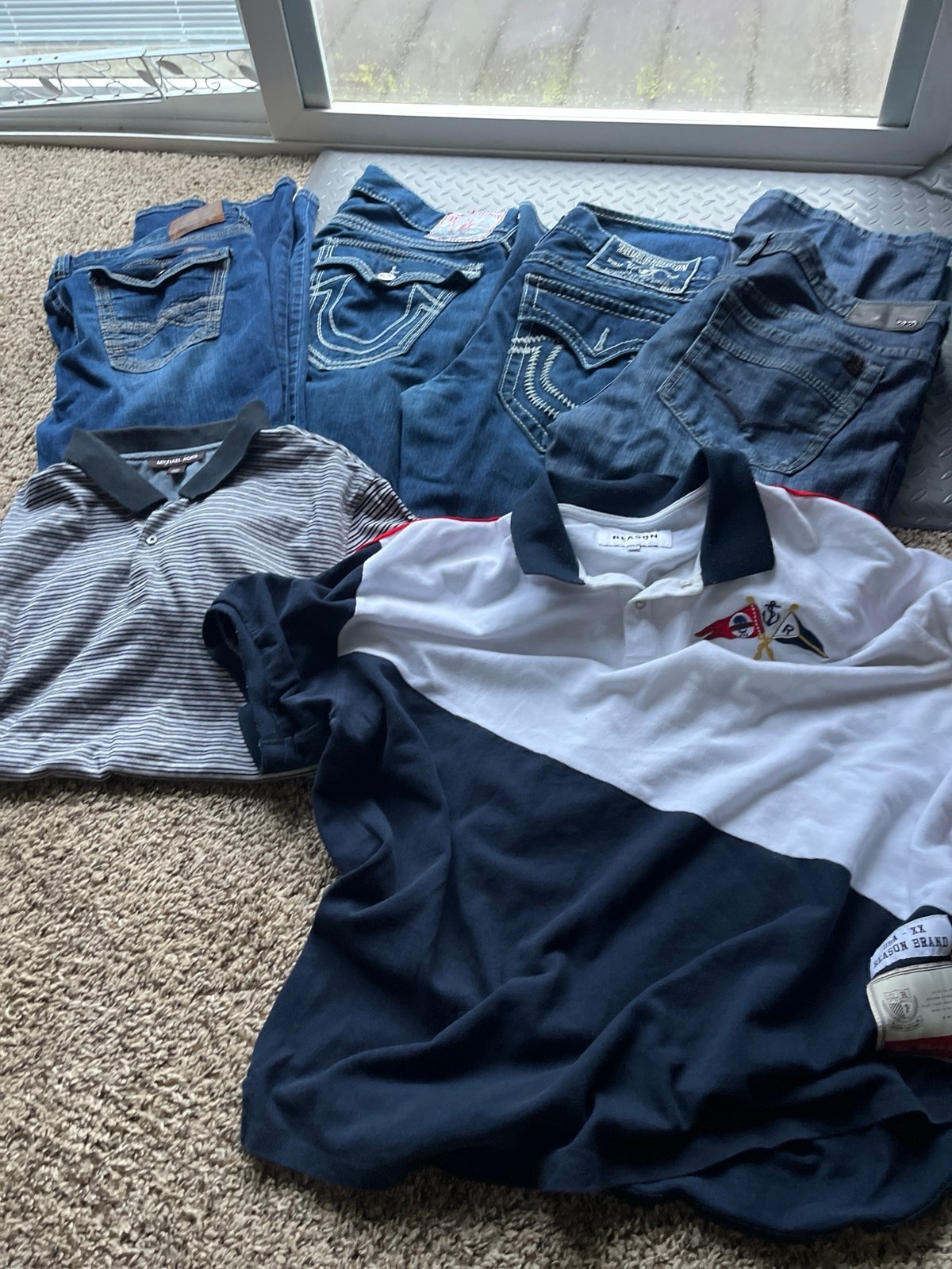 bundle of men’s 6pc