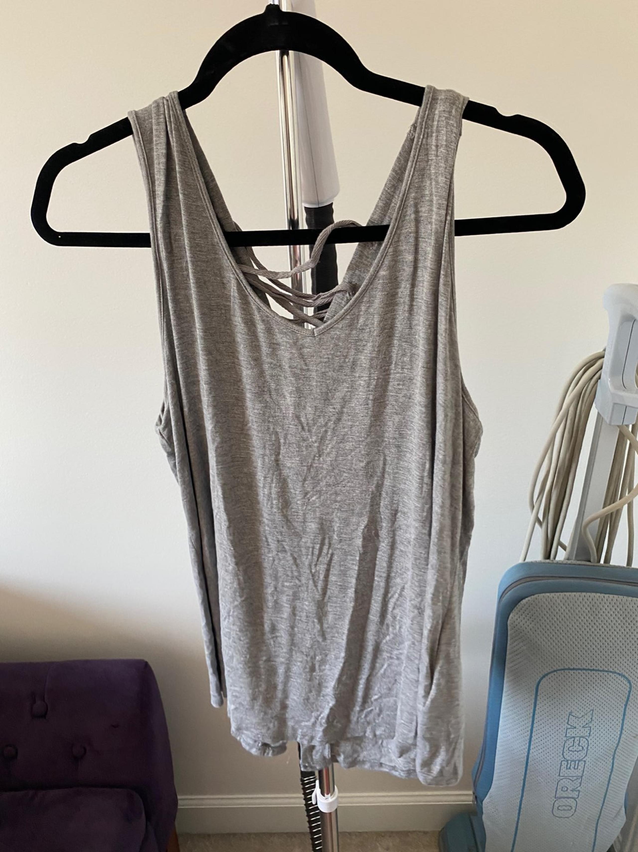 Tank Top by Cable ans Guage